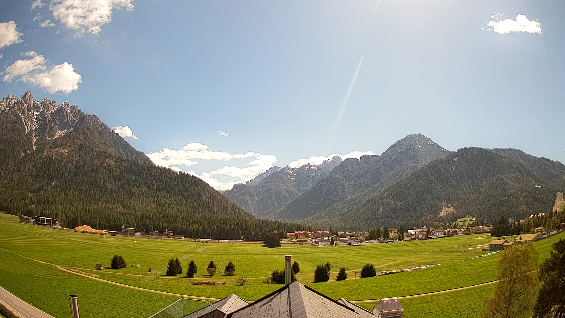 Webcam Toblach Dolomites – View from Hotel Rosengarten