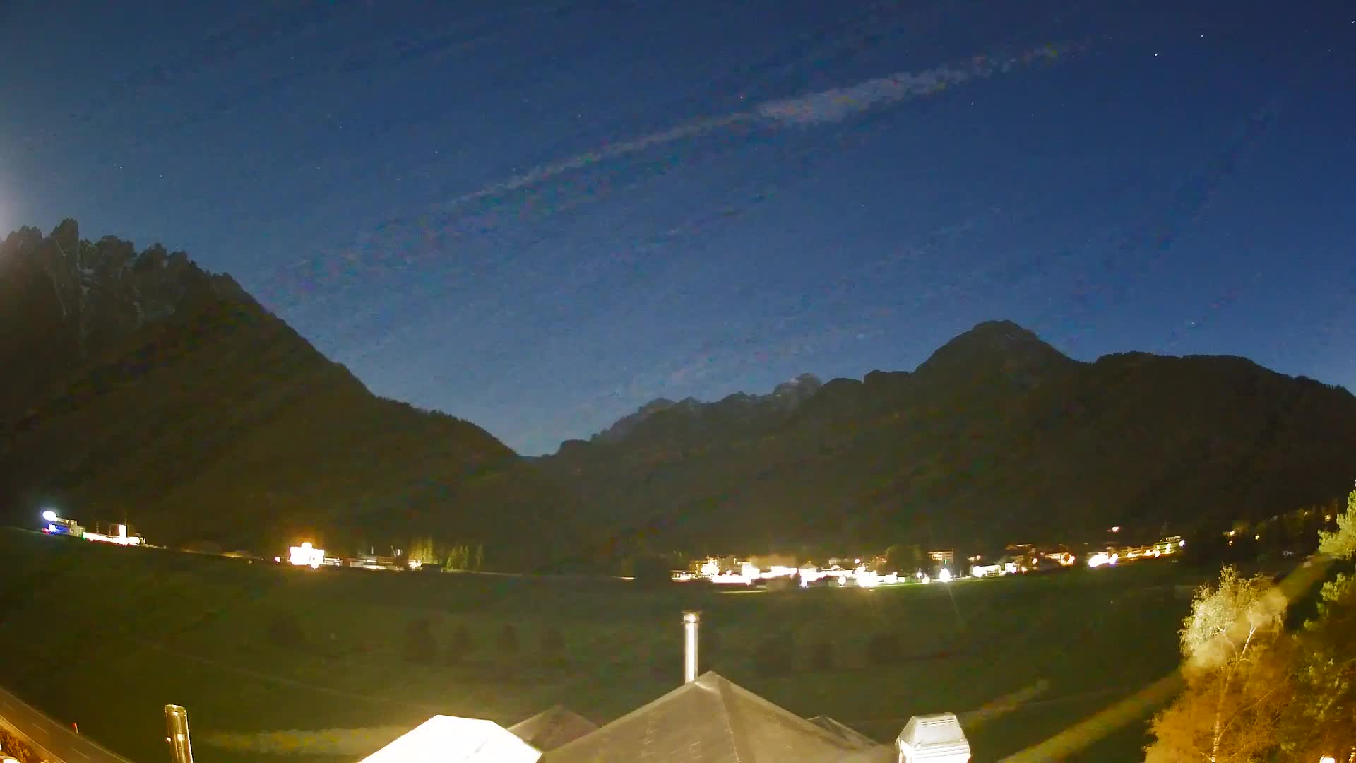 Webcam Toblach Dolomites – View from Hotel Rosengarten
