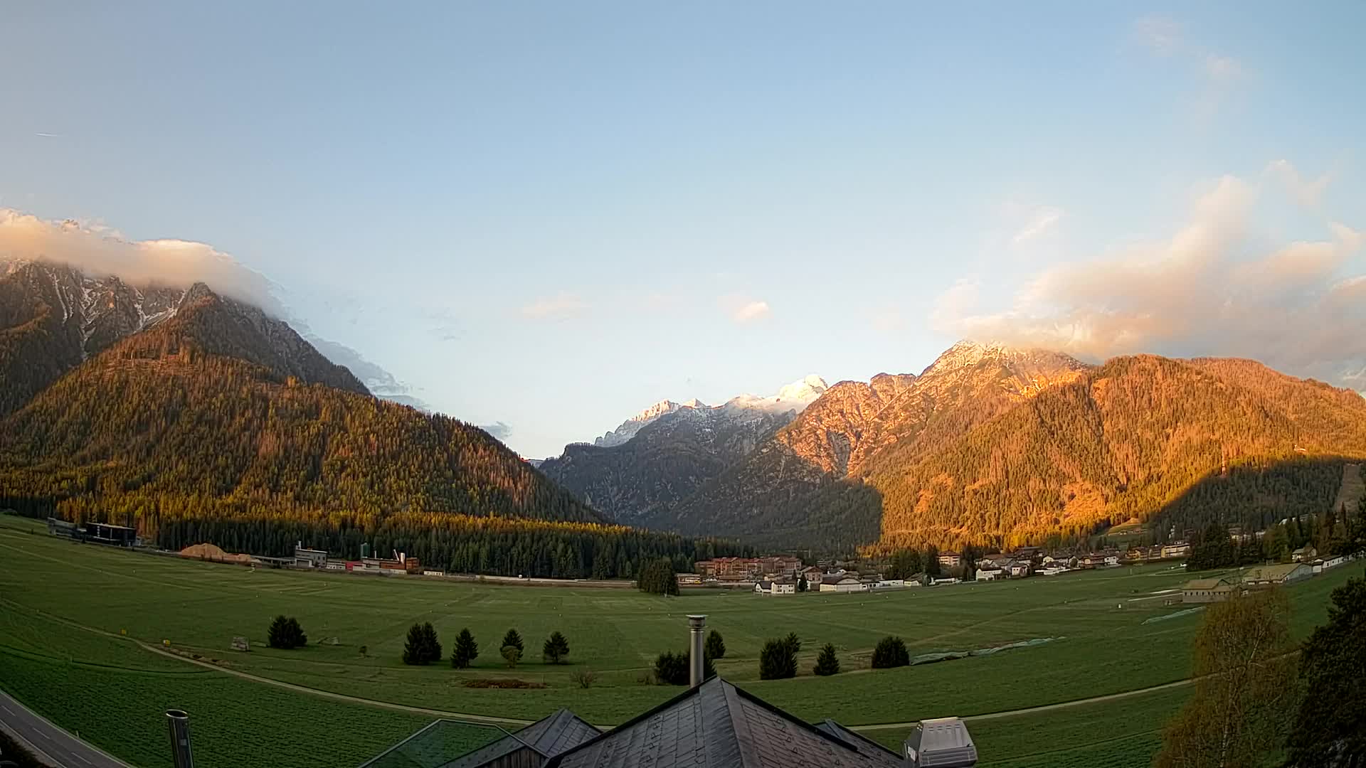 Webcam Dobbiaco Dolomiti – Vista dall’Hotel Rosengarten