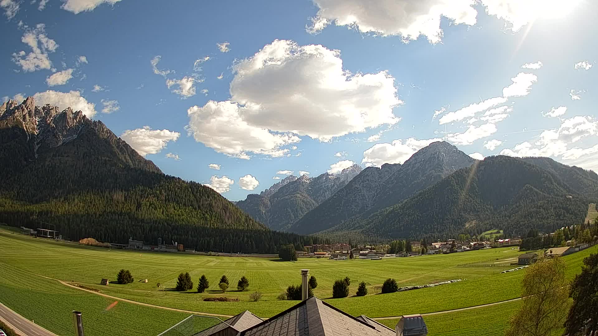 Webcam Dobbiaco Dolomiti – Vista dall’Hotel Rosengarten