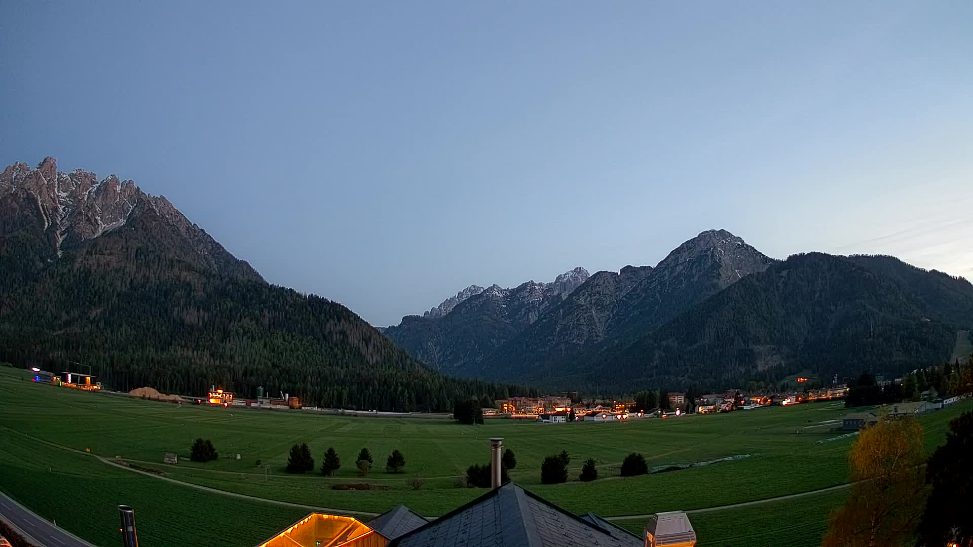 Webcam Dobbiaco Dolomiti – Vista dall’Hotel Rosengarten