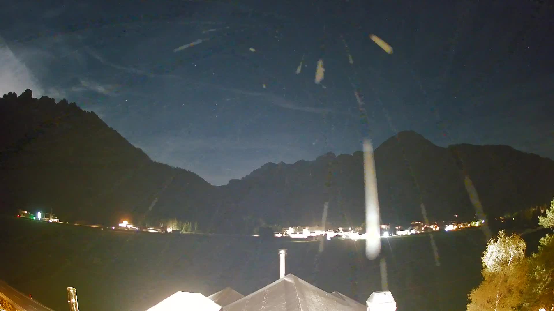 Spletna kamera Toblach Dolomiti – Pogled iz hotela Rosengarten