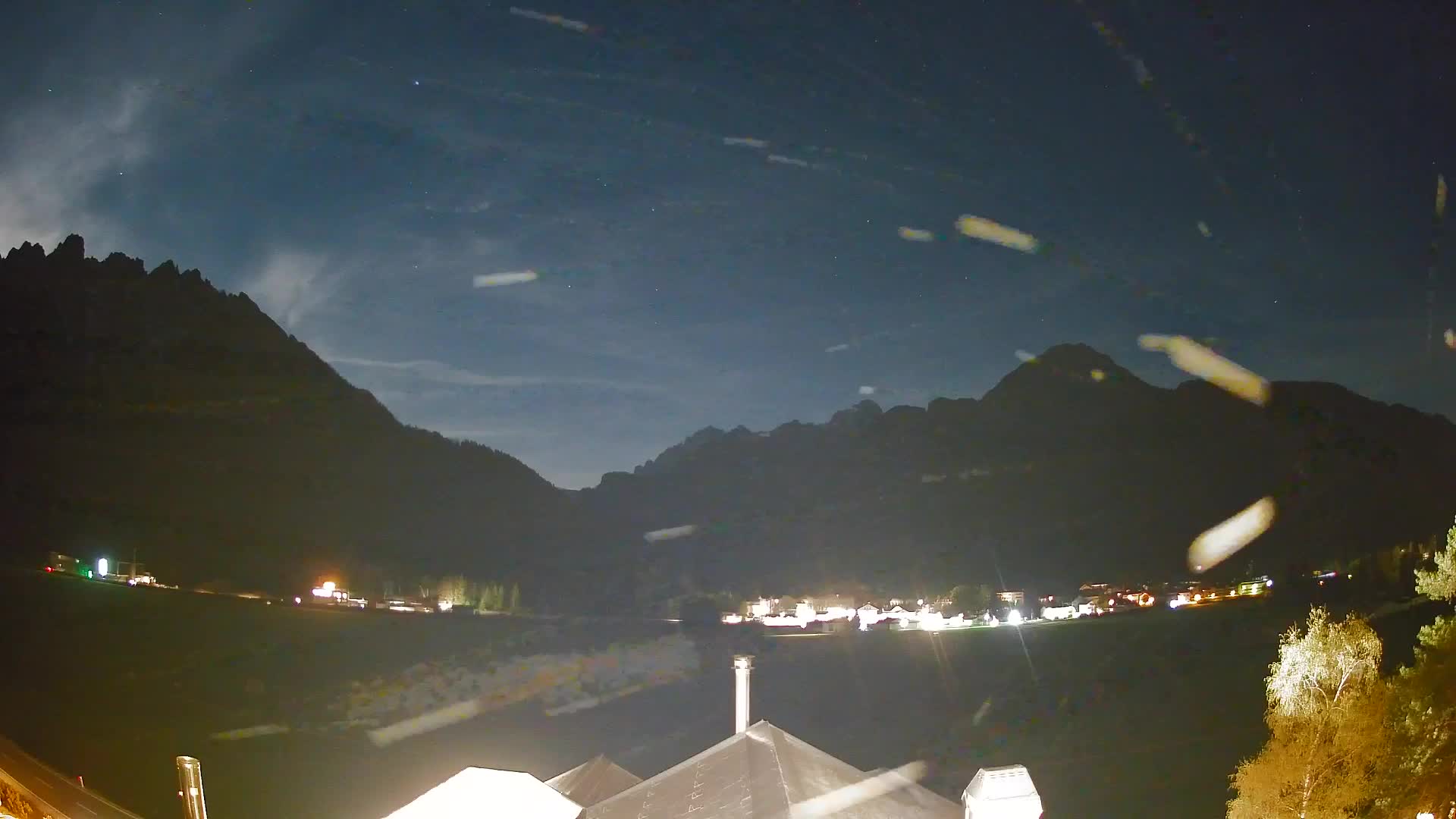 Web kamera Toblach Dolomiti – Pogled s Hotela Rosengarten