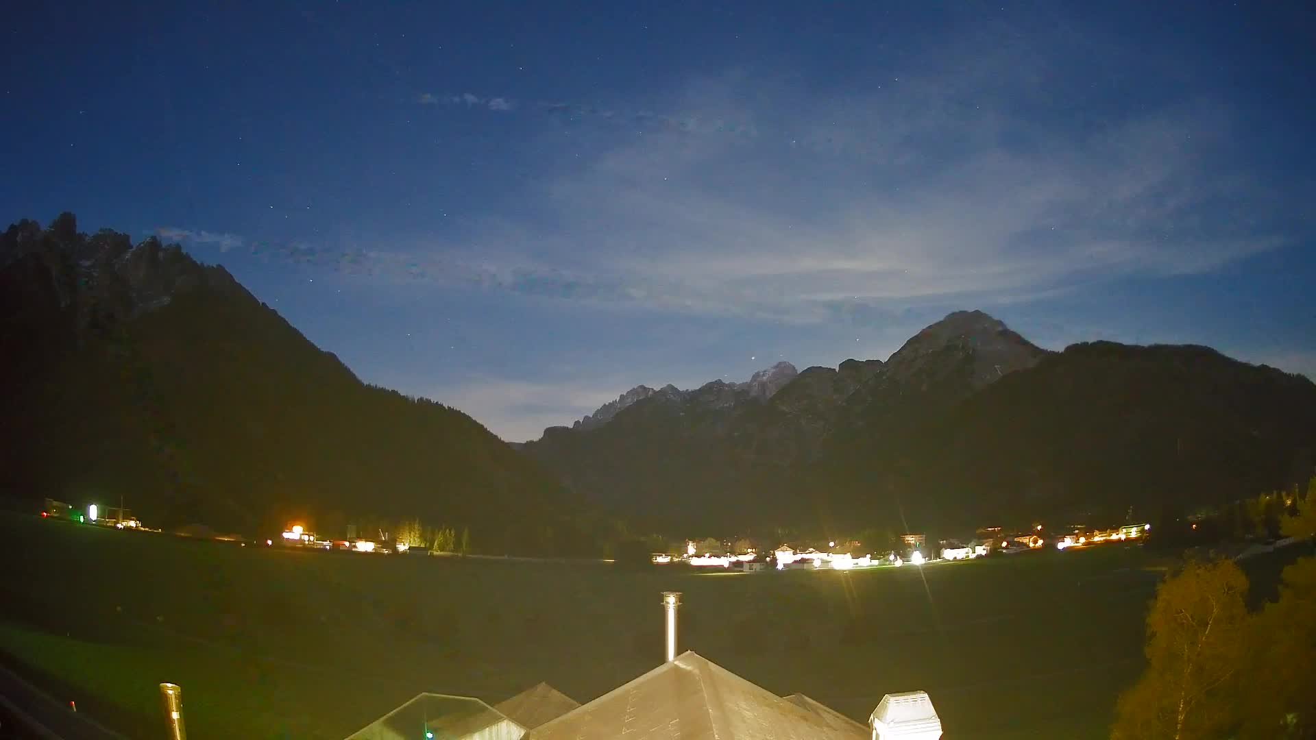 Webcam Toblach Dolomites – View from Hotel Rosengarten
