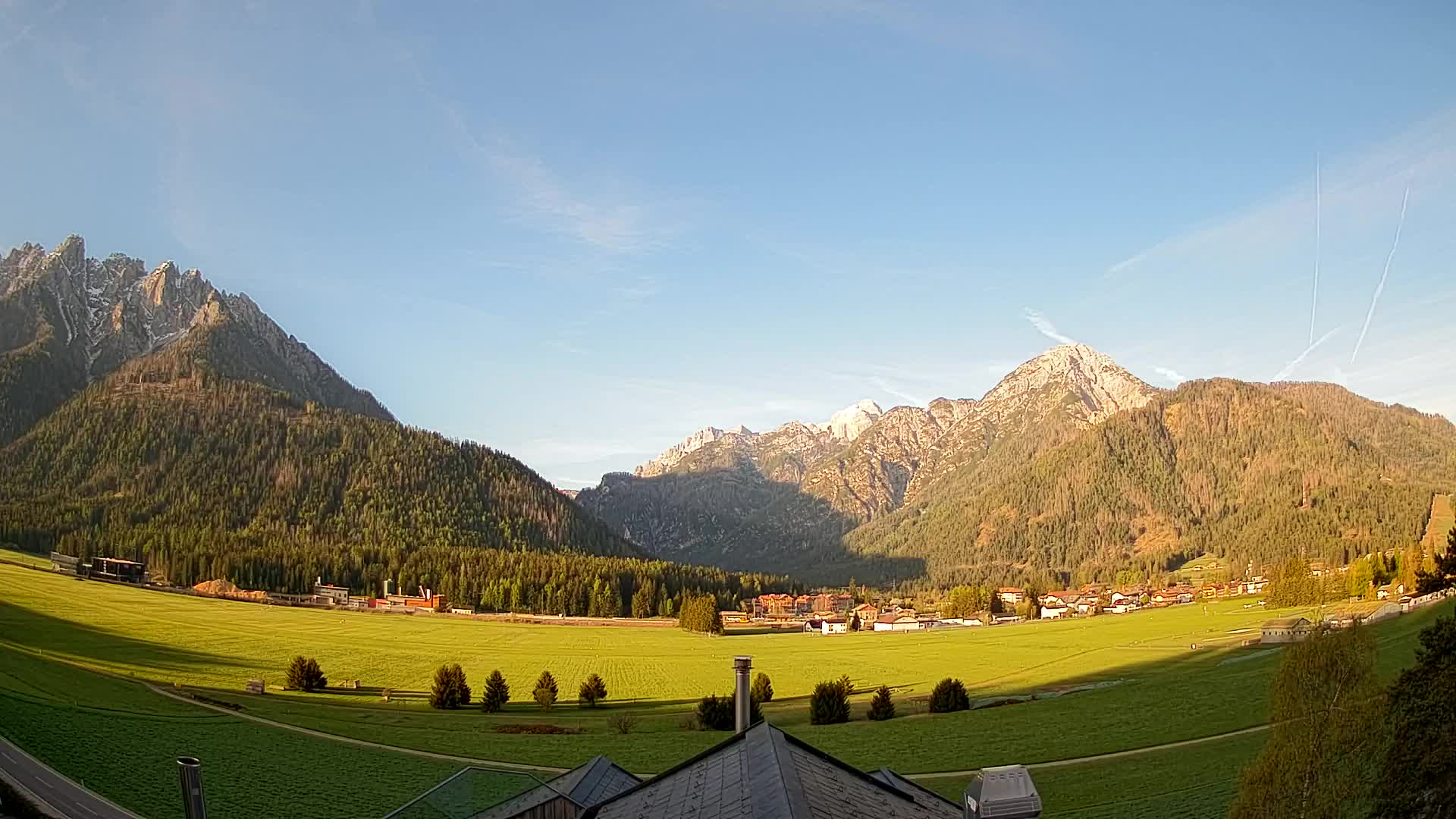 Webcam Toblach Dolomites – View from Hotel Rosengarten