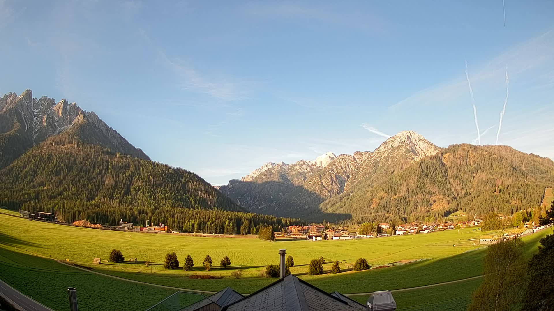 Webcam Toblach Dolomites – View from Hotel Rosengarten