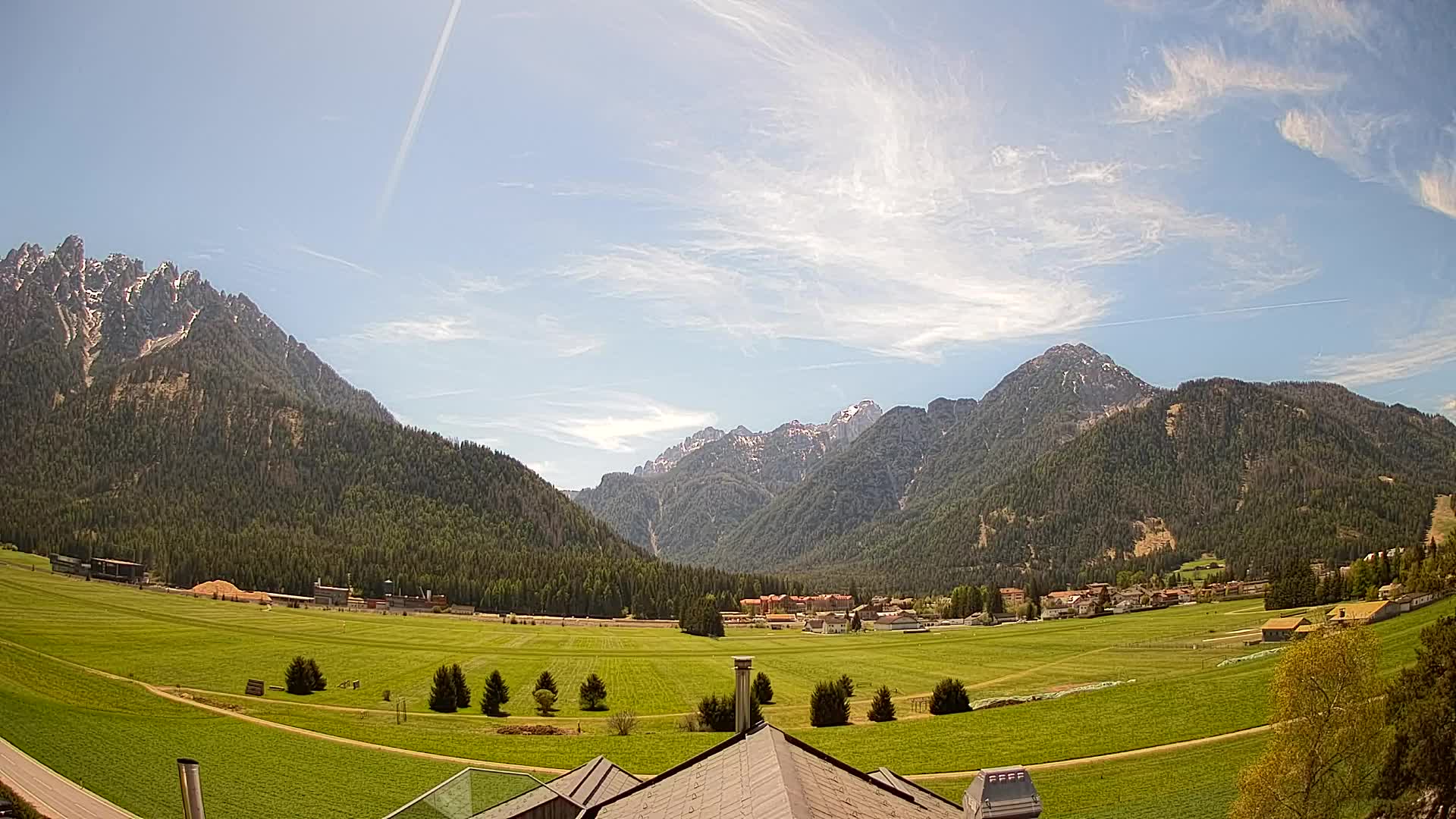 Webcam Toblach Dolomites – View from Hotel Rosengarten