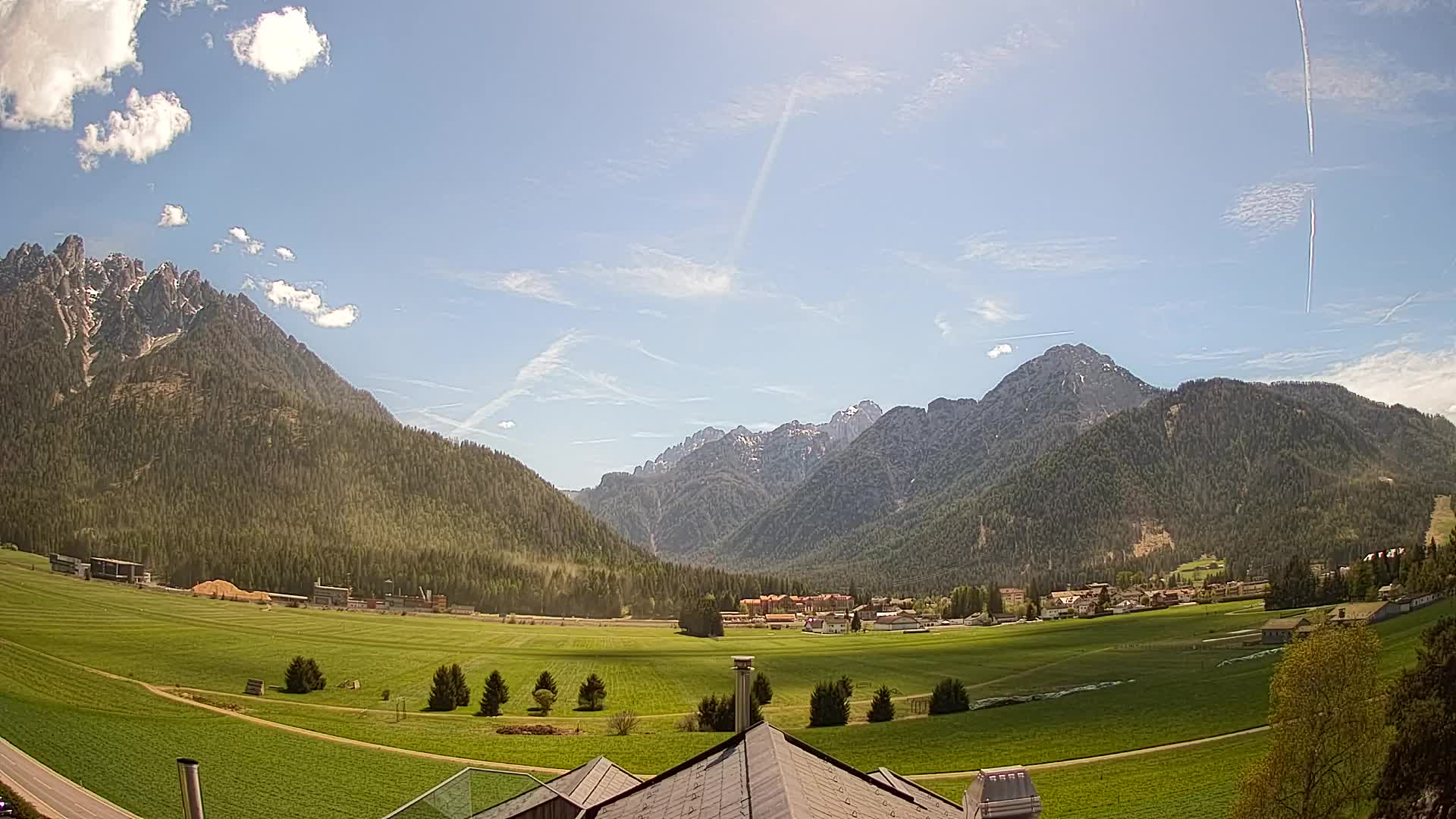 Webcam Toblach Dolomites – View from Hotel Rosengarten