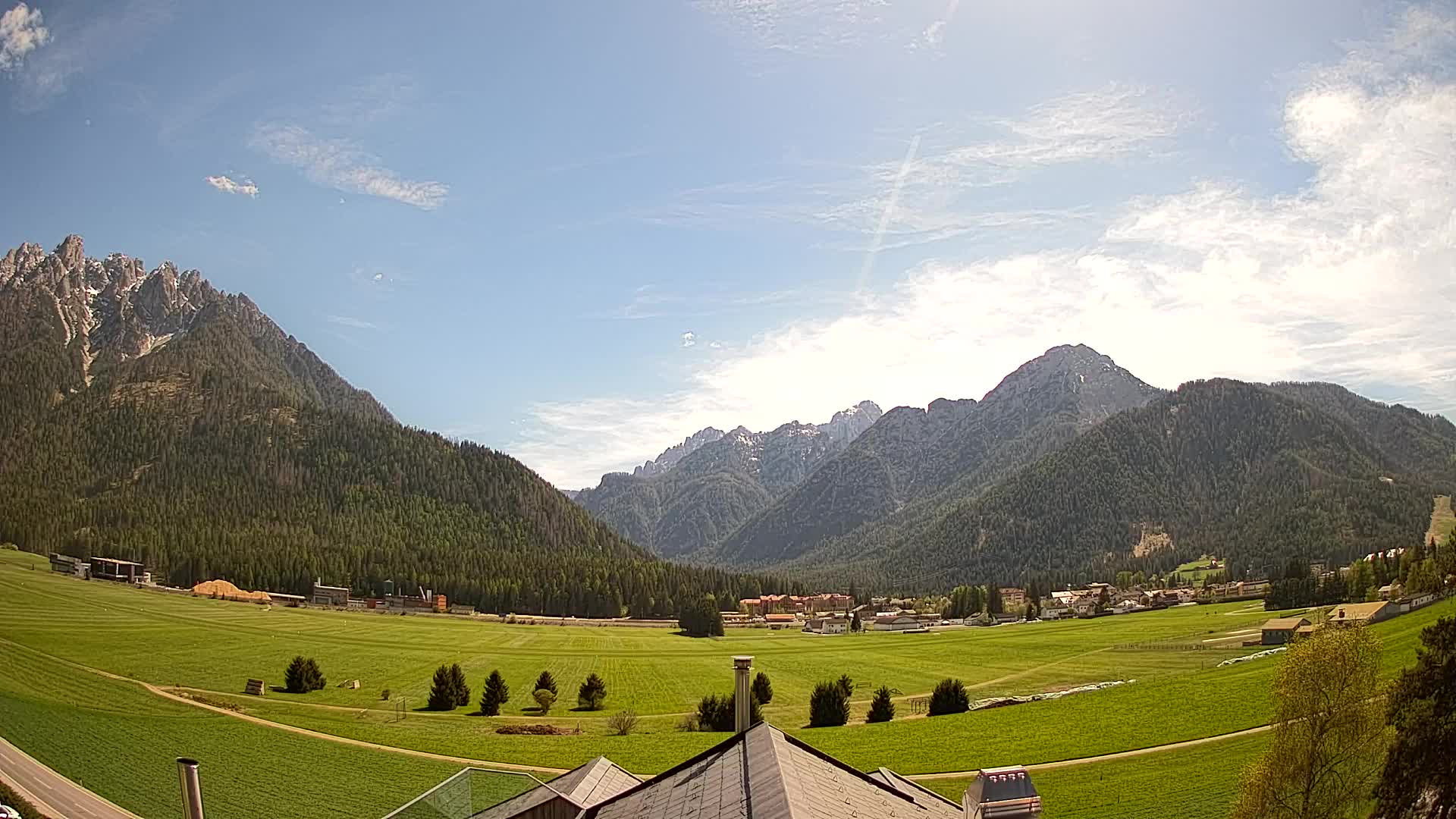 Webcam Toblach Dolomites – View from Hotel Rosengarten