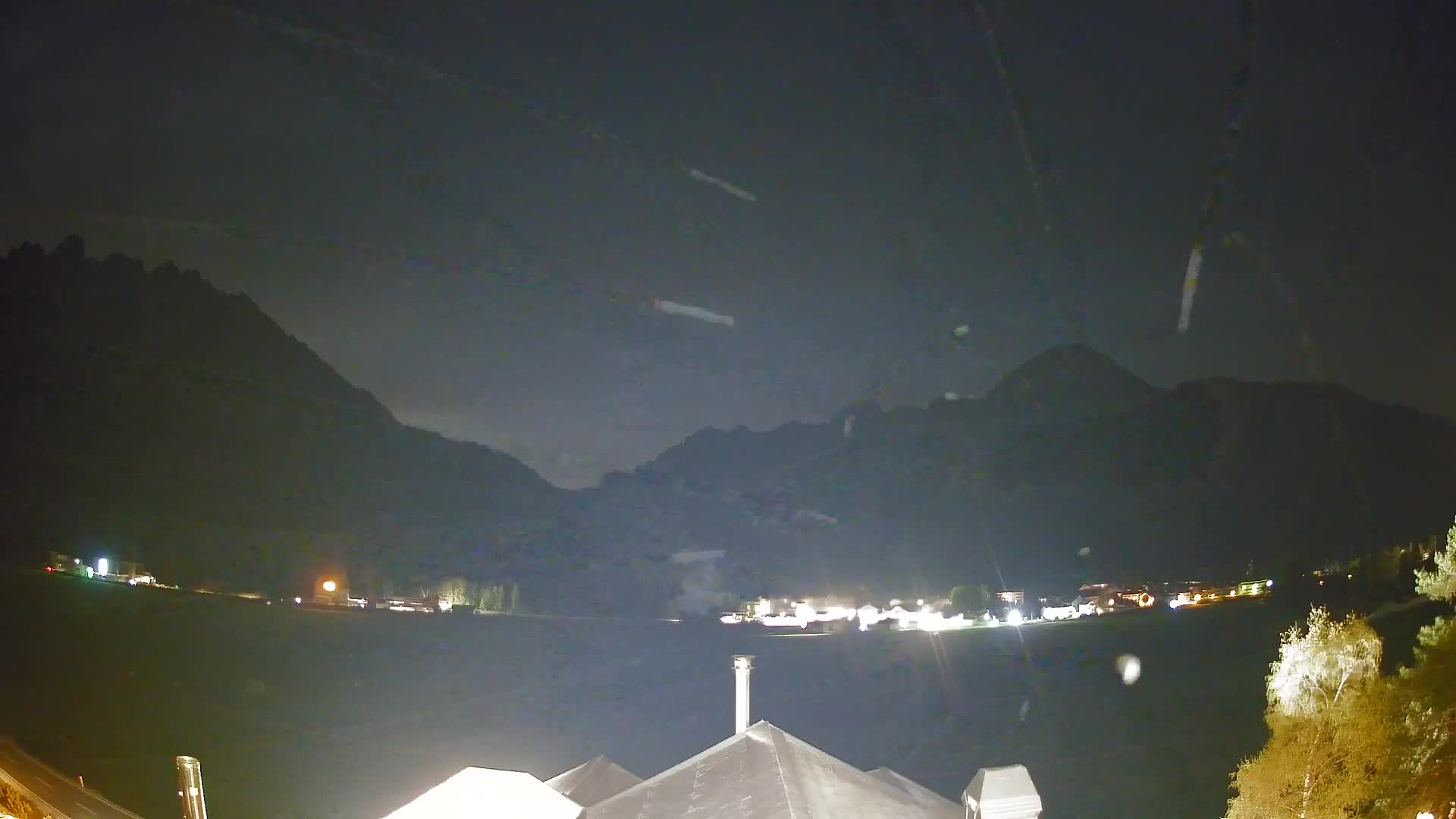 Spletna kamera Toblach Dolomiti – Pogled iz hotela Rosengarten