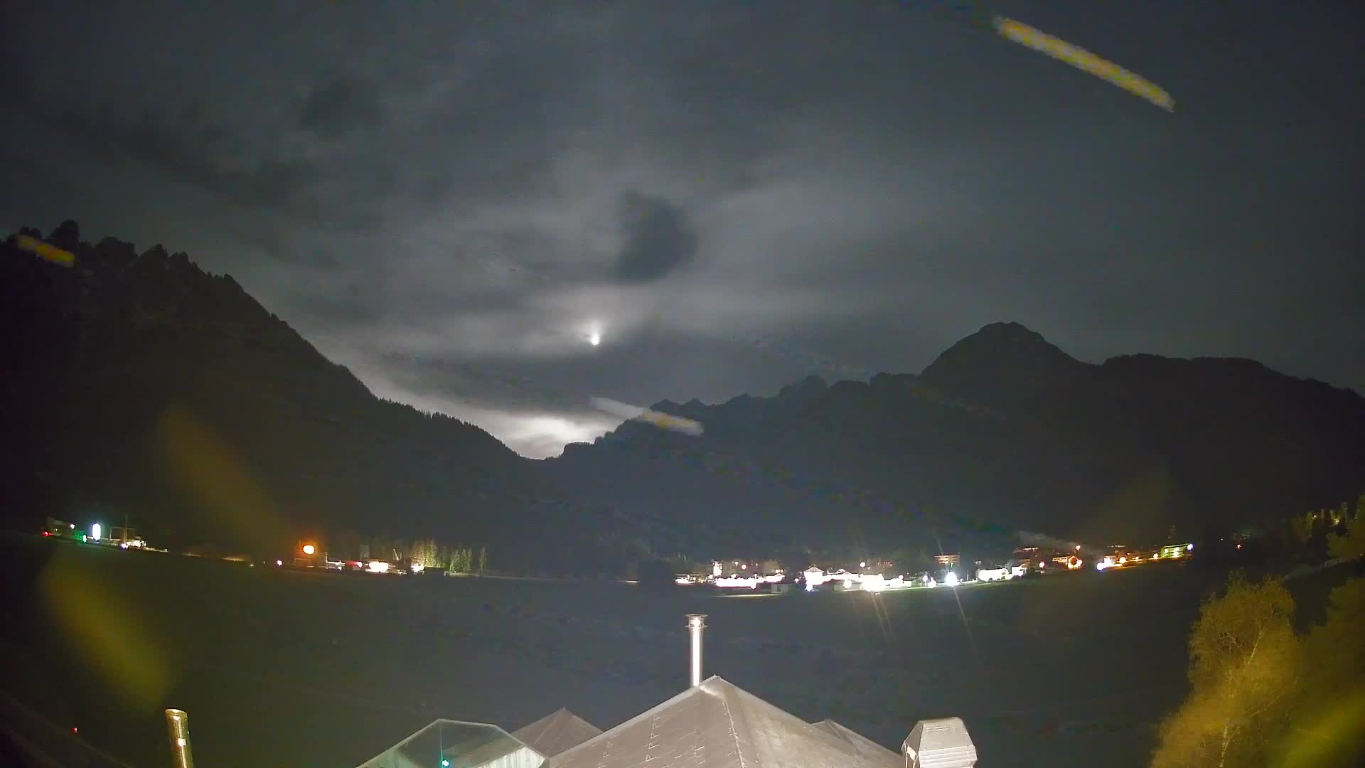 Webcam Toblach Dolomites – View from Hotel Rosengarten