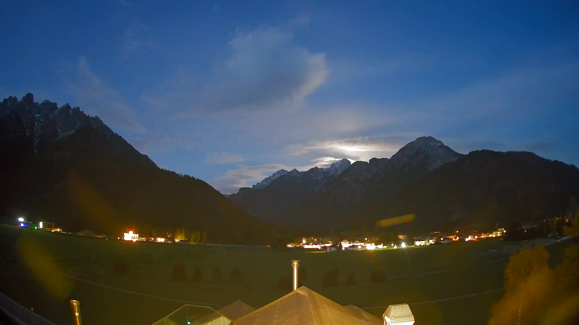 Webcam Toblach Dolomites – View from Hotel Rosengarten