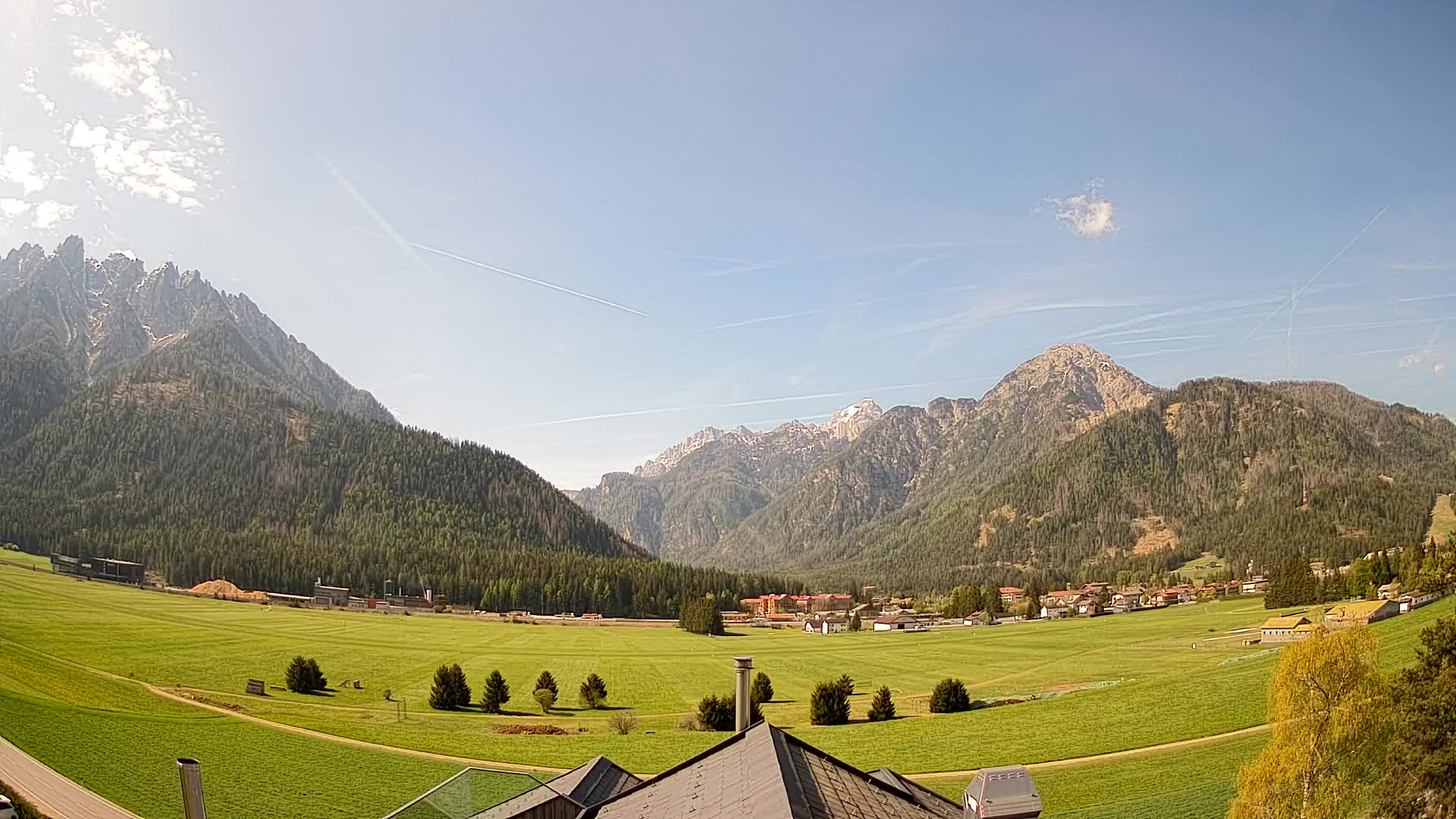 Webcam Toblach Dolomites – View from Hotel Rosengarten