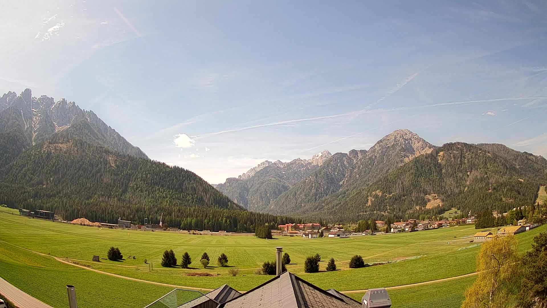 Webcam Toblach Dolomites – View from Hotel Rosengarten