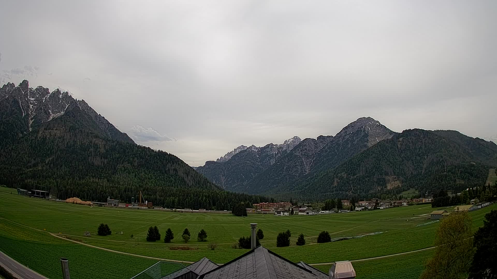 Webcam Dobbiaco Dolomiti – Vista dall’Hotel Rosengarten