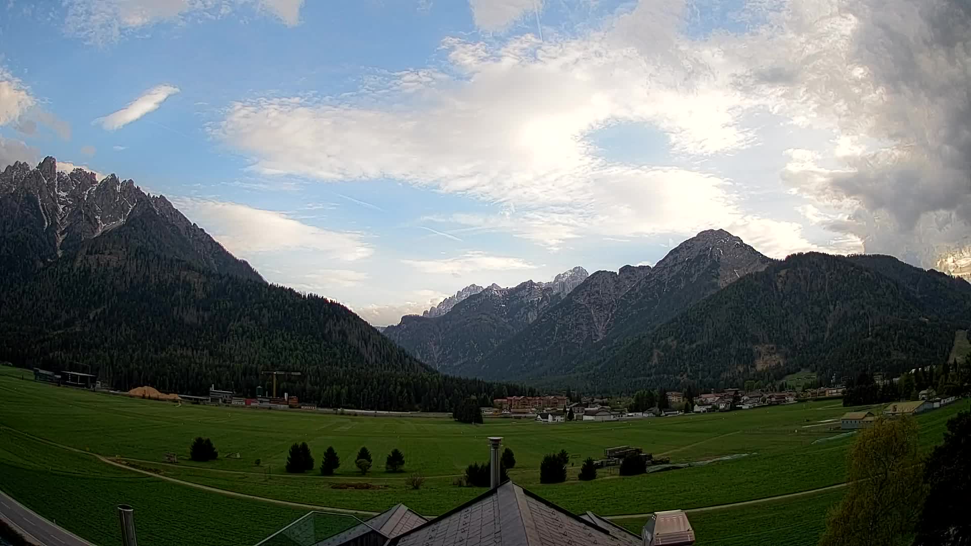 Webcam Dobbiaco Dolomiti – Vista dall’Hotel Rosengarten