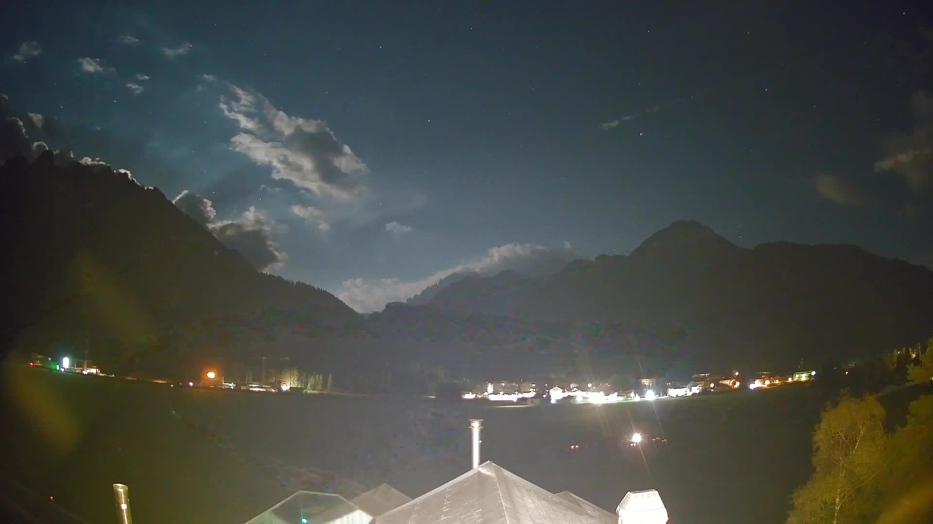 Webcam Toblach Dolomites – View from Hotel Rosengarten