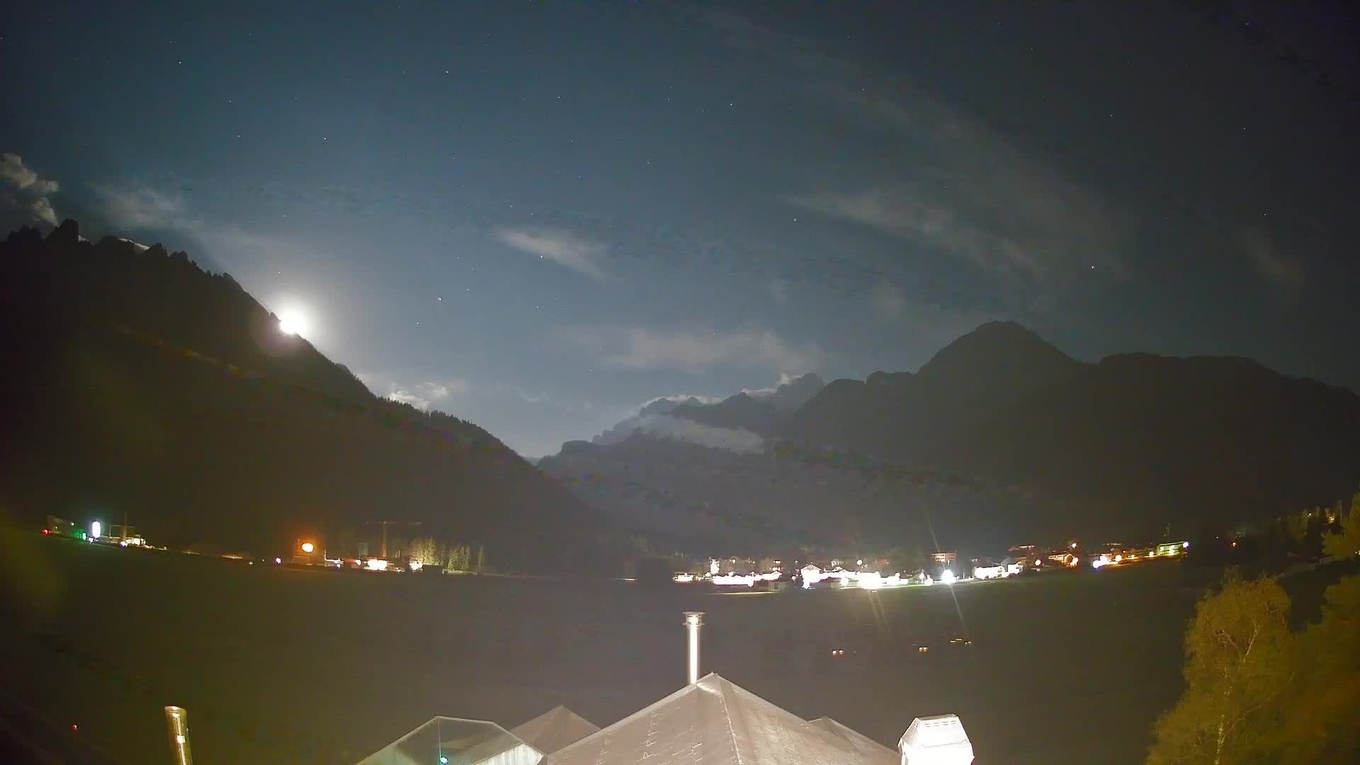 Webcam Toblach Dolomites – View from Hotel Rosengarten