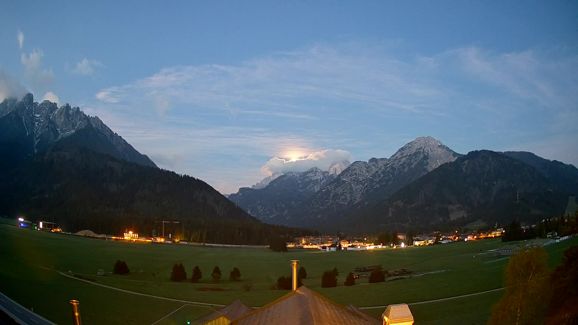 Webcam Toblach Dolomites – View from Hotel Rosengarten