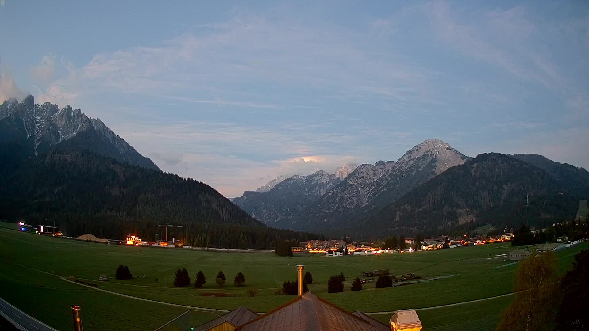 Webcam Toblach Dolomites – View from Hotel Rosengarten