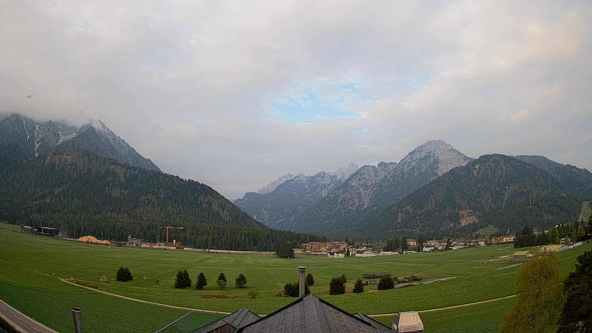 Webcam Toblach Dolomites – View from Hotel Rosengarten