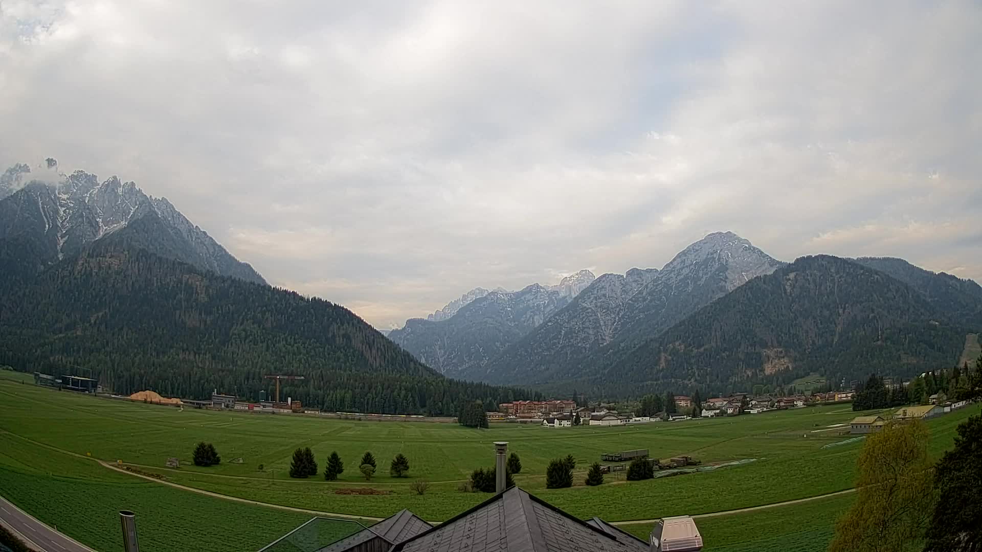 Webcam Toblach Dolomites – View from Hotel Rosengarten