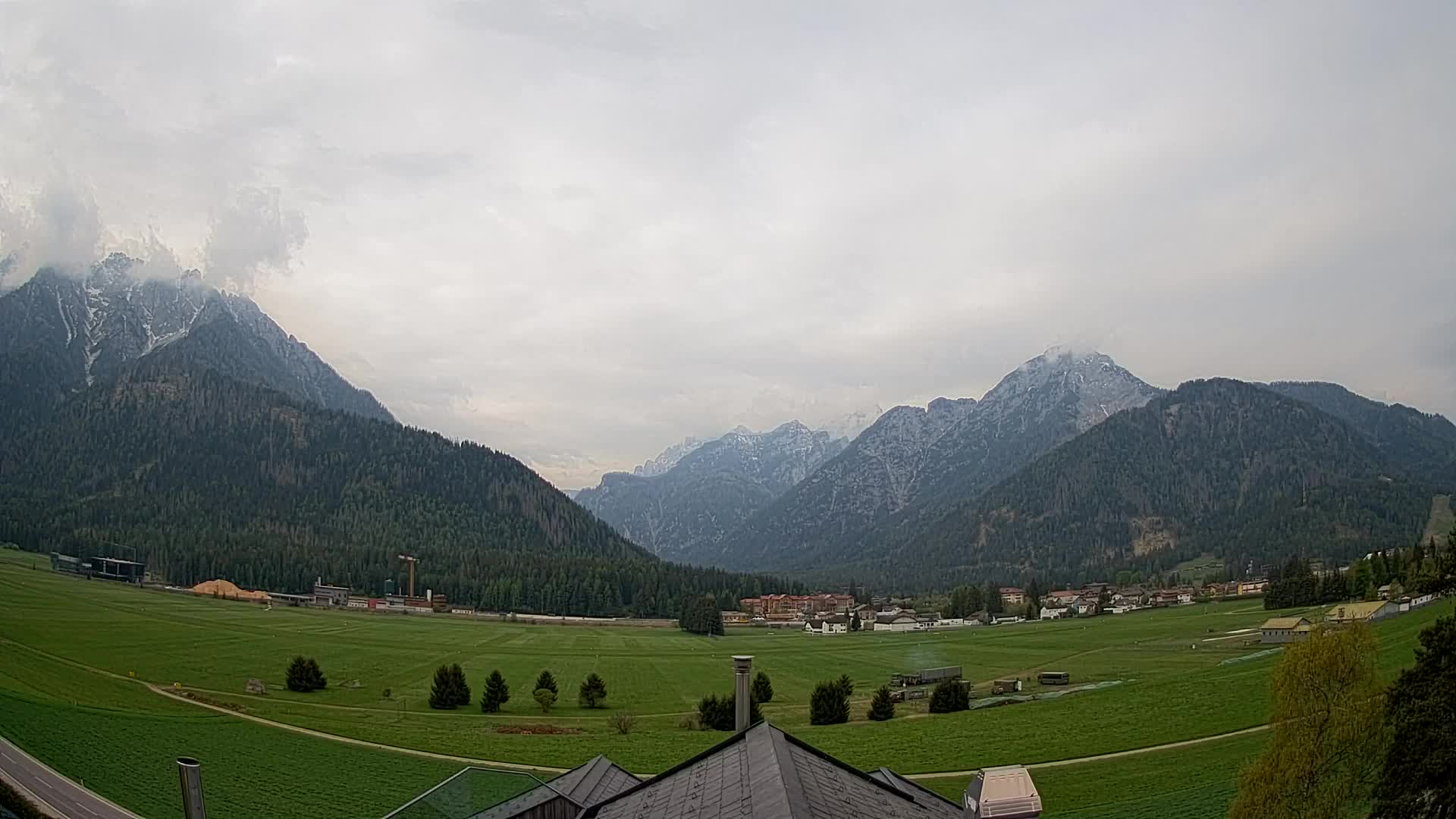 Webcam Dobbiaco Dolomiti – Vista dall’Hotel Rosengarten