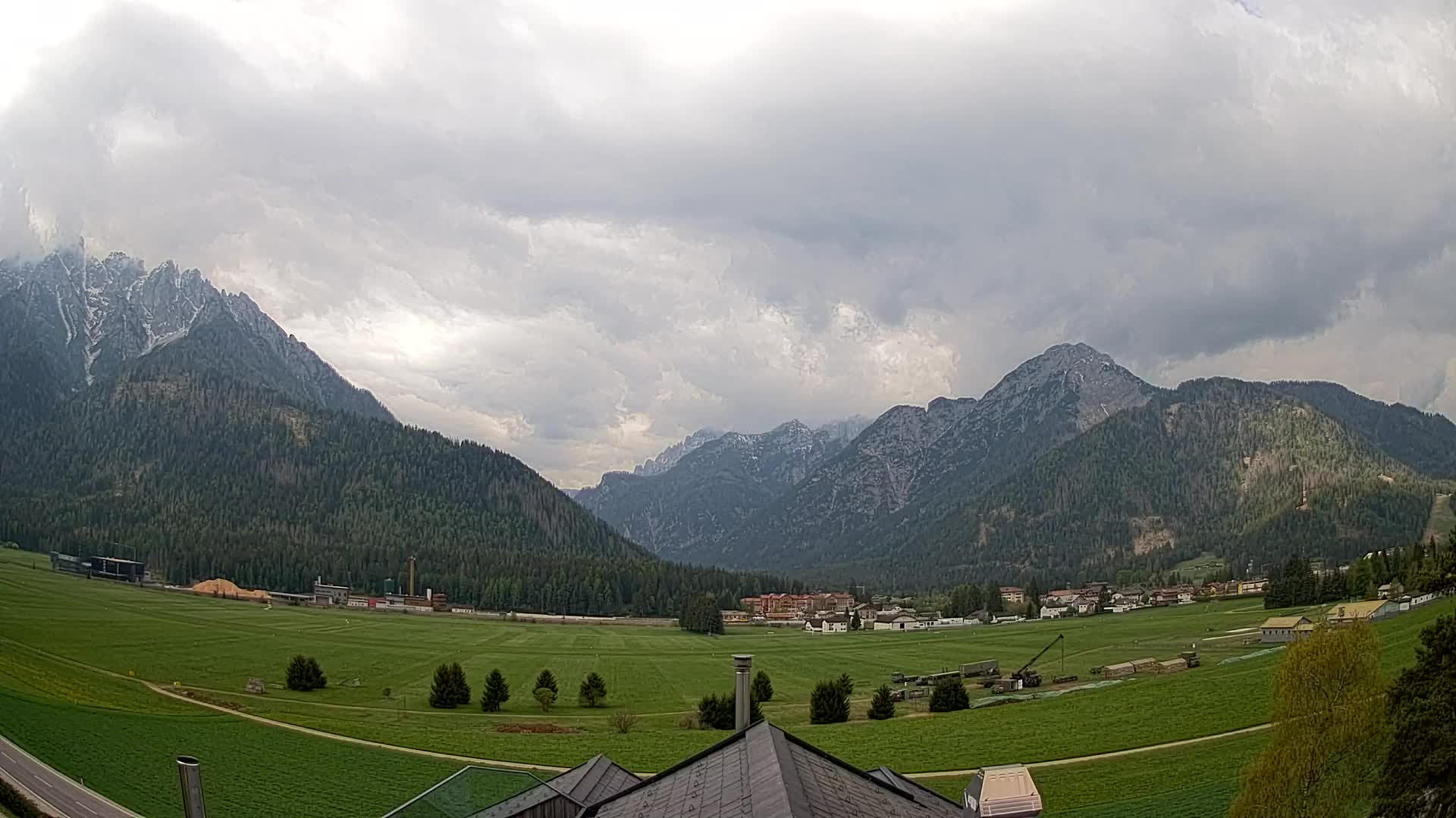 Webcam Dobbiaco Dolomiti – Vista dall’Hotel Rosengarten