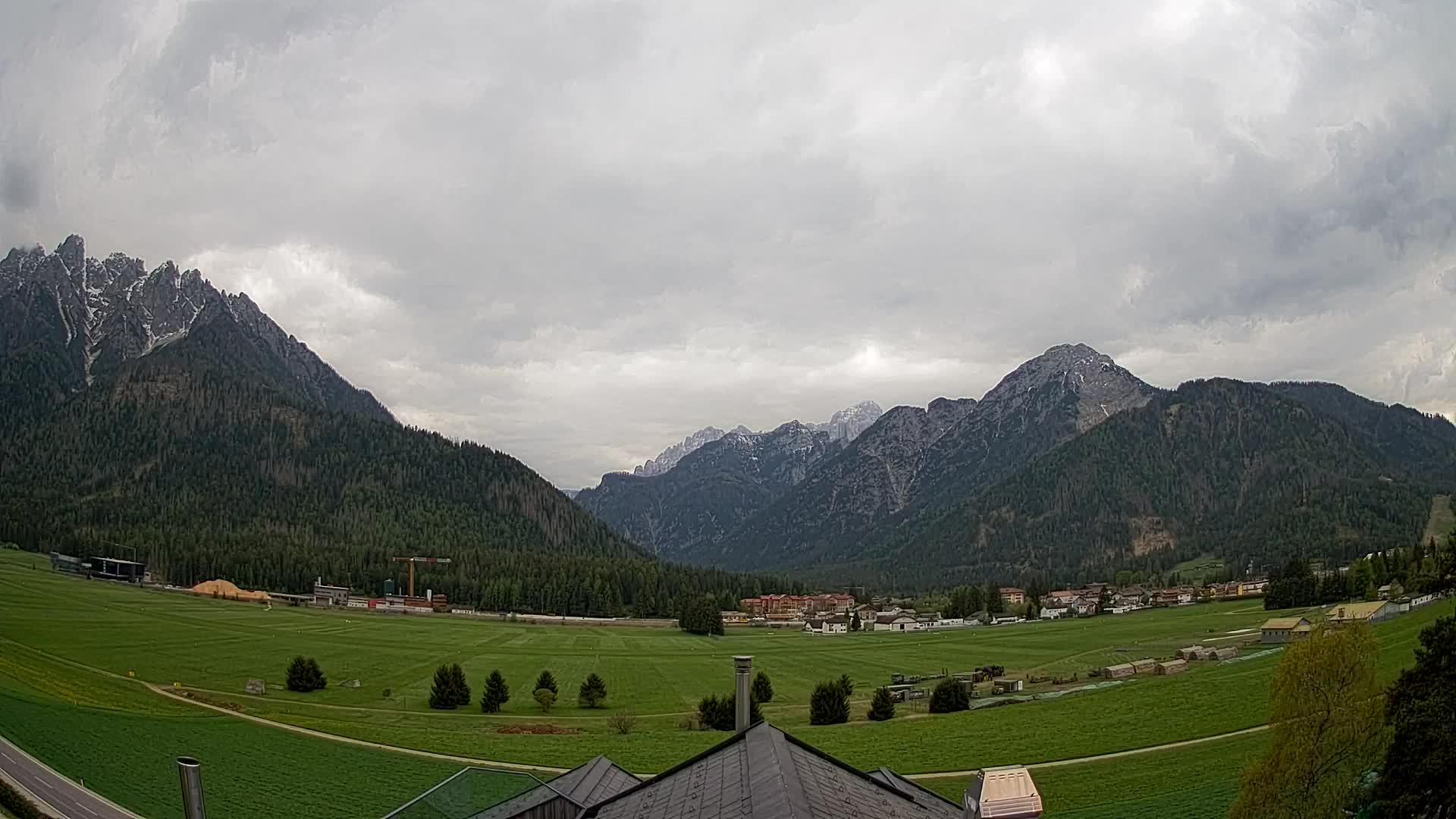Webcam Toblach Dolomites – View from Hotel Rosengarten