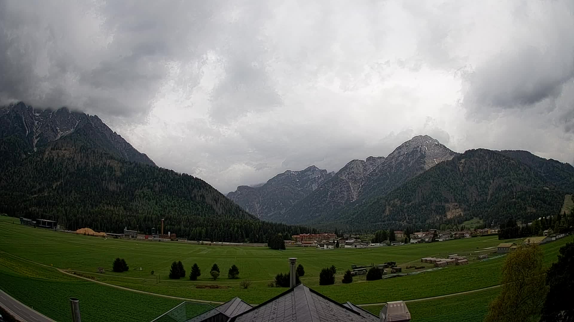 Webcam Dobbiaco Dolomiti – Vista dall’Hotel Rosengarten