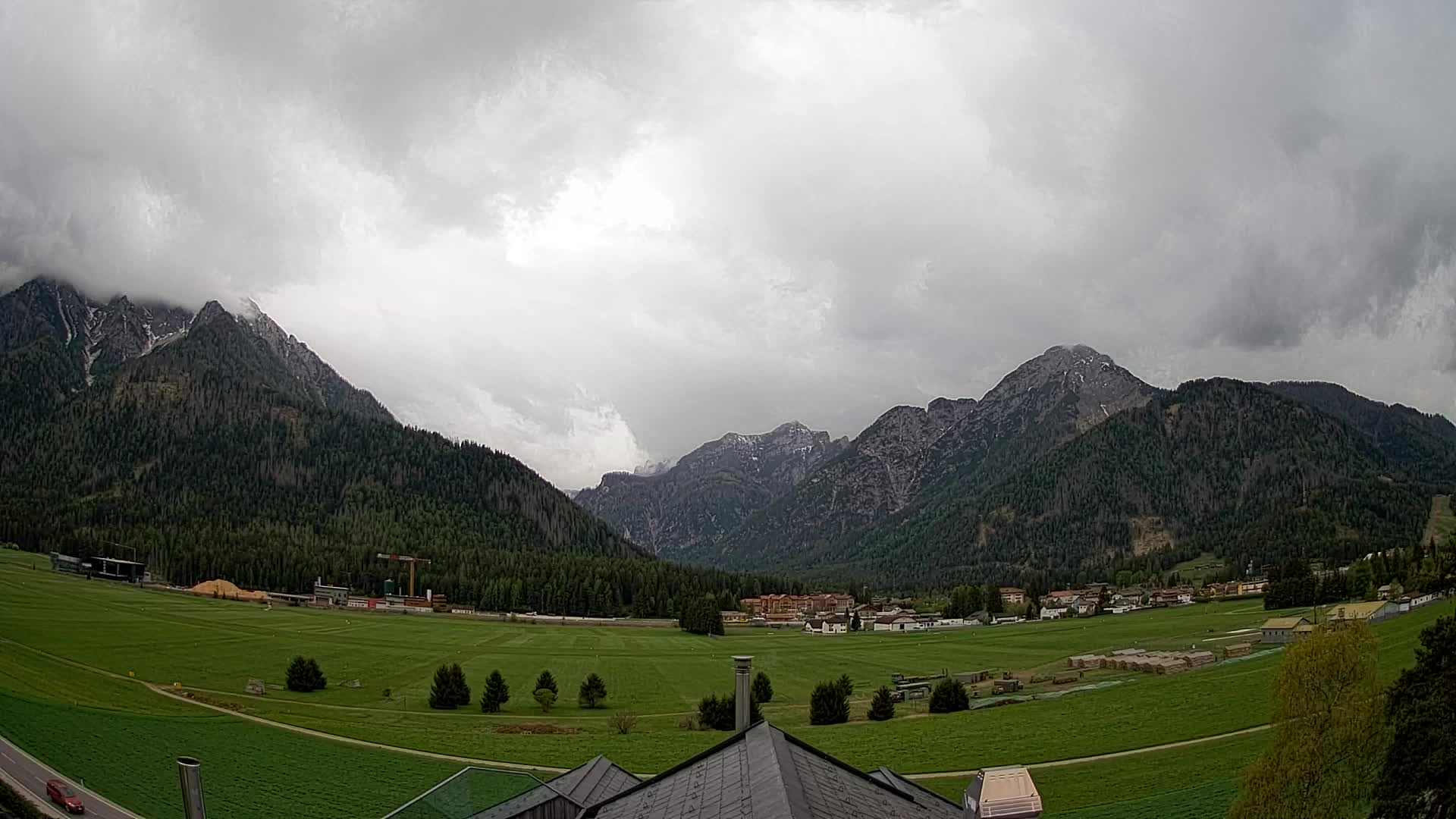 Webcam Toblach Dolomites – View from Hotel Rosengarten