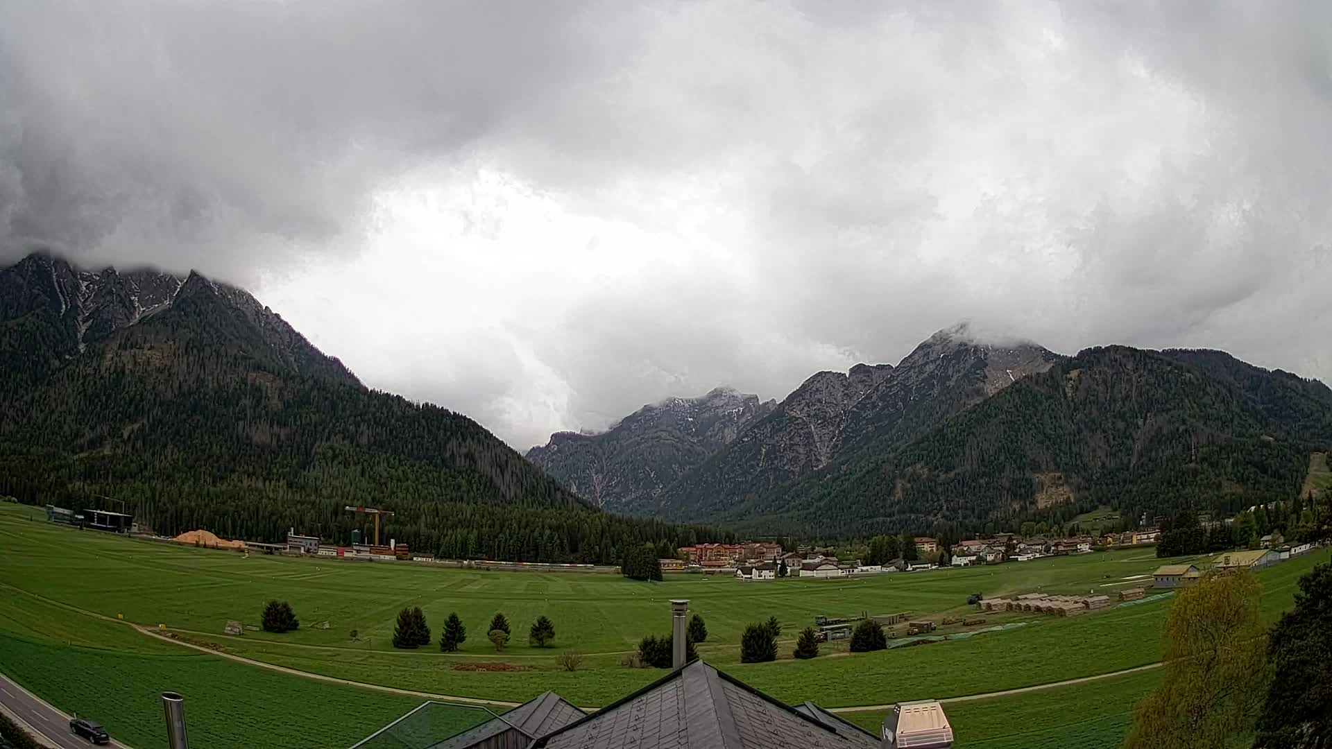 Webcam Toblach Dolomites – View from Hotel Rosengarten