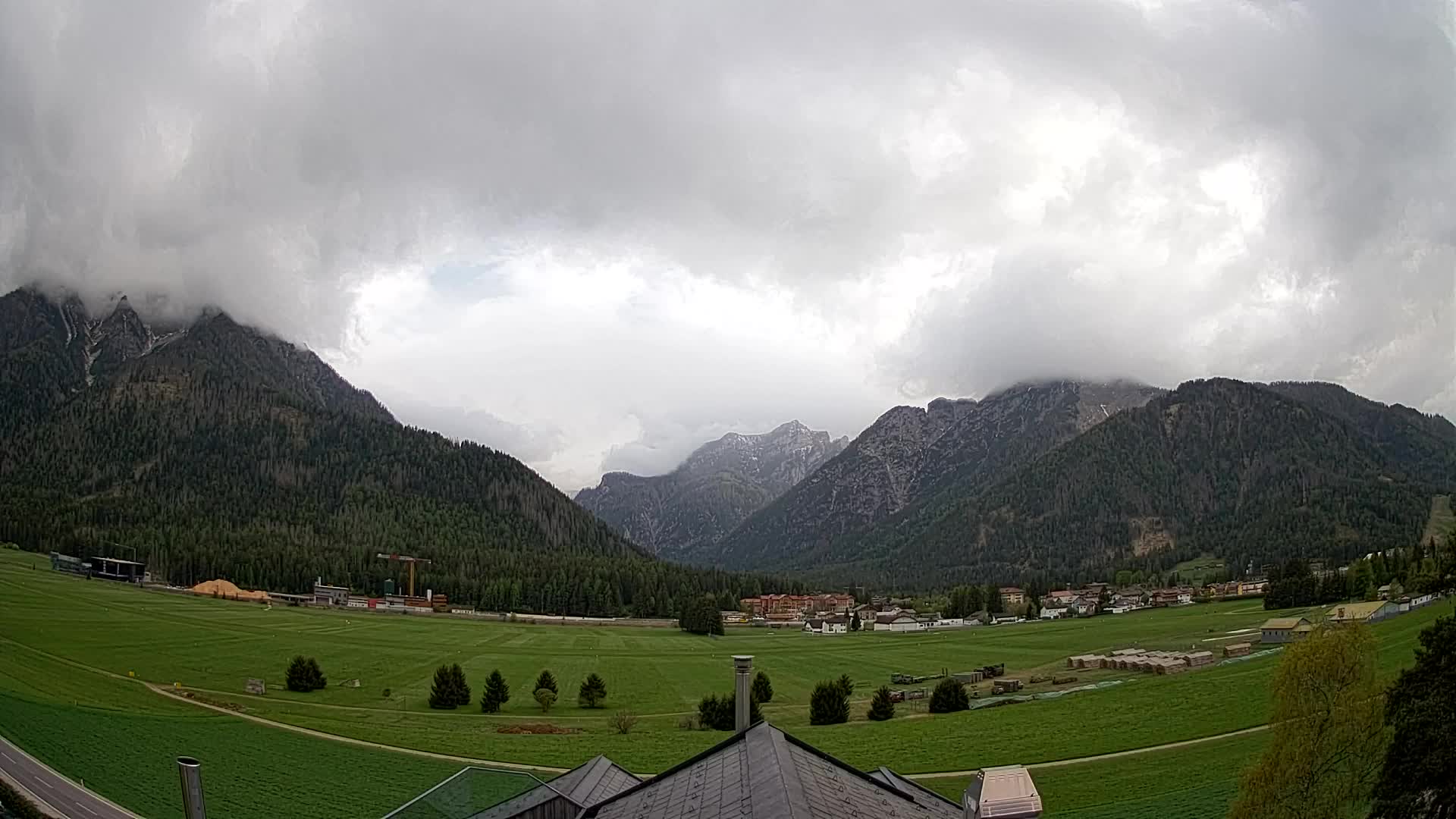 Webcam Dobbiaco Dolomiti – Vista dall’Hotel Rosengarten
