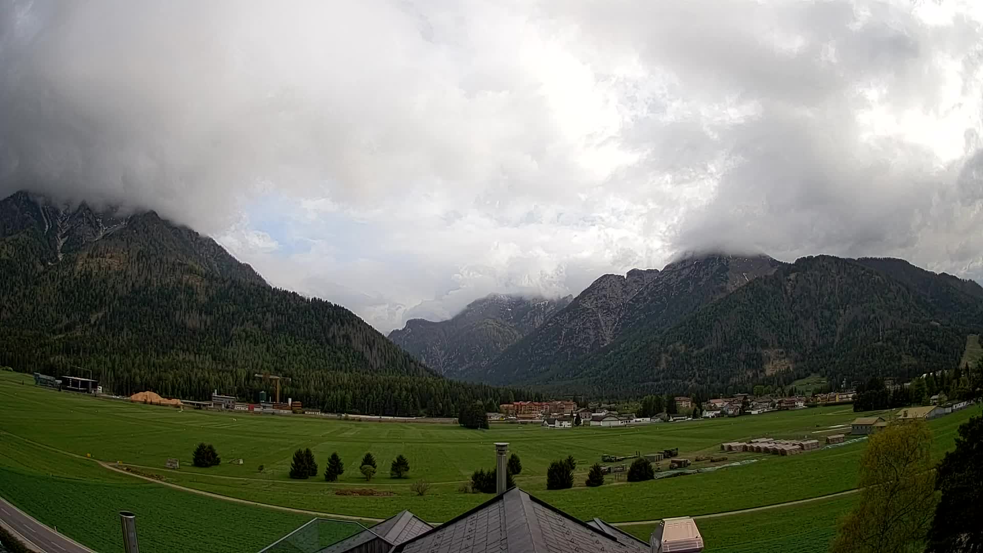 Webcam Dobbiaco Dolomiti – Vista dall’Hotel Rosengarten