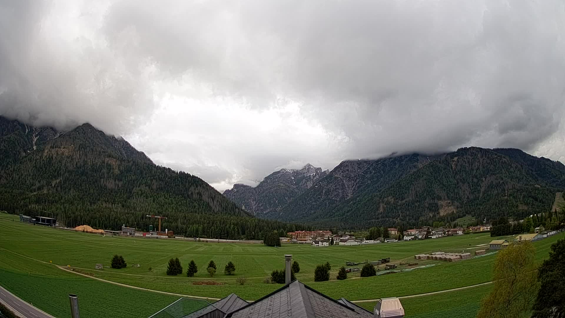 Webcam Toblach Dolomites – View from Hotel Rosengarten