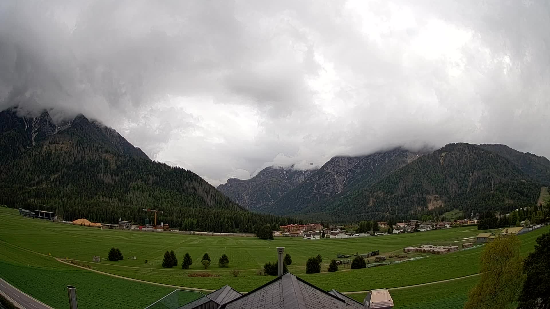 Webcam Dobbiaco Dolomiti – Vista dall’Hotel Rosengarten