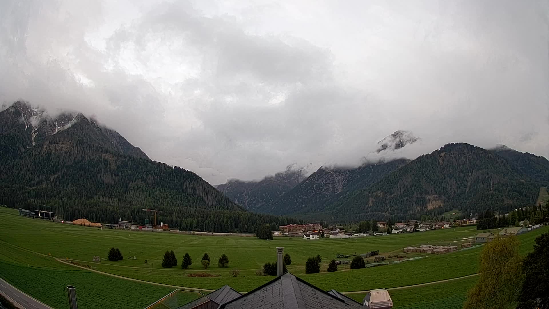 Webcam Toblach Dolomites – View from Hotel Rosengarten
