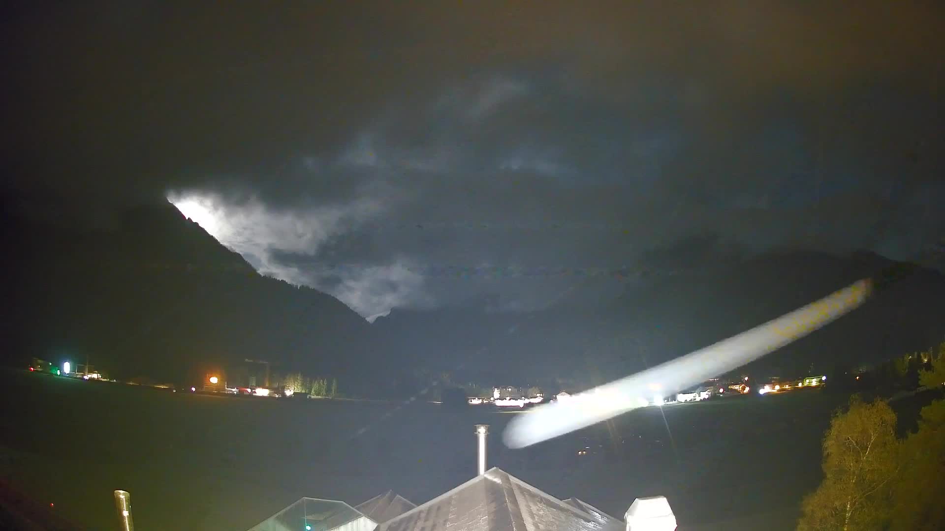 Spletna kamera Toblach Dolomiti – Pogled iz hotela Rosengarten
