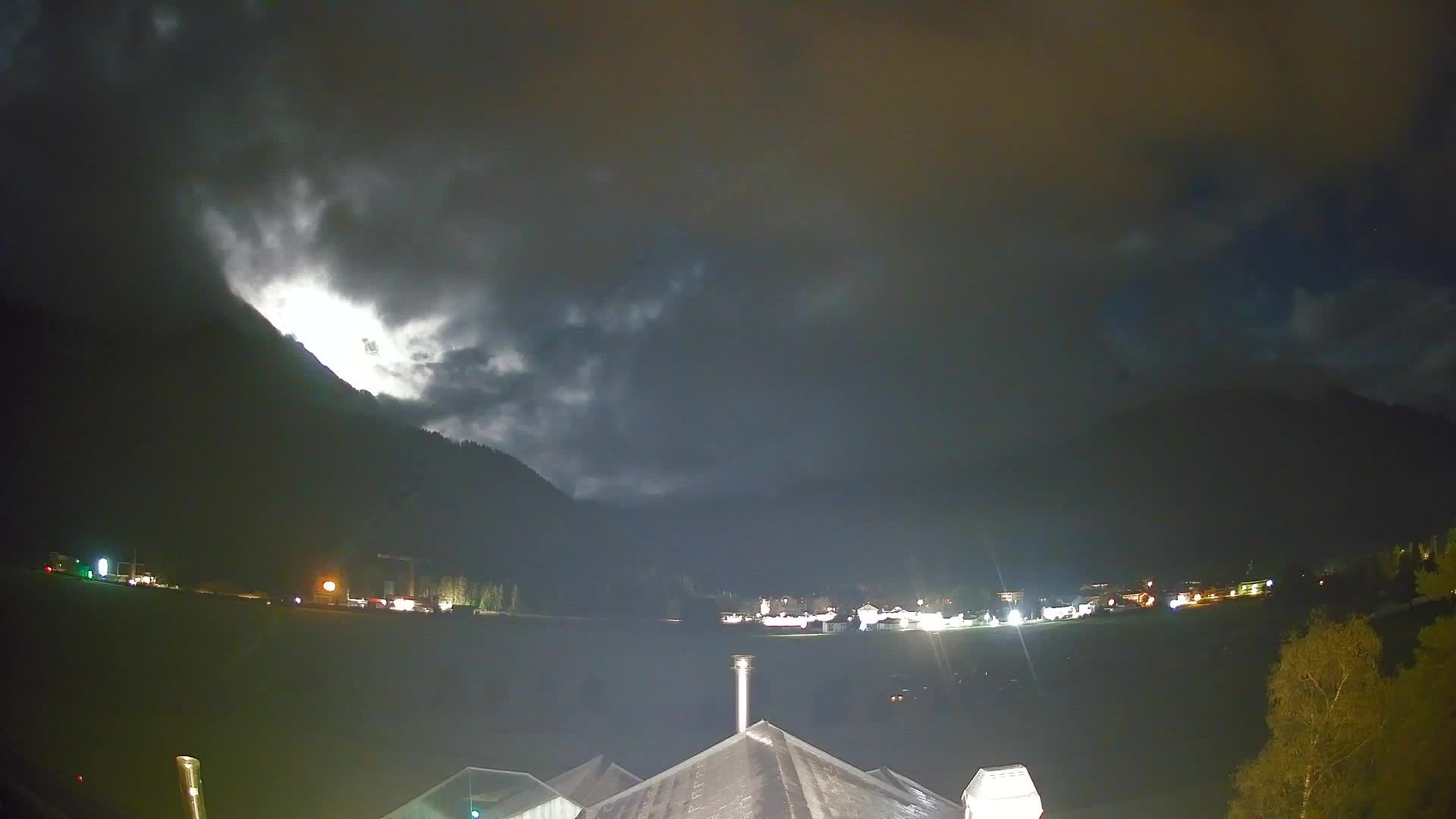 Webcam Toblach Dolomites – View from Hotel Rosengarten