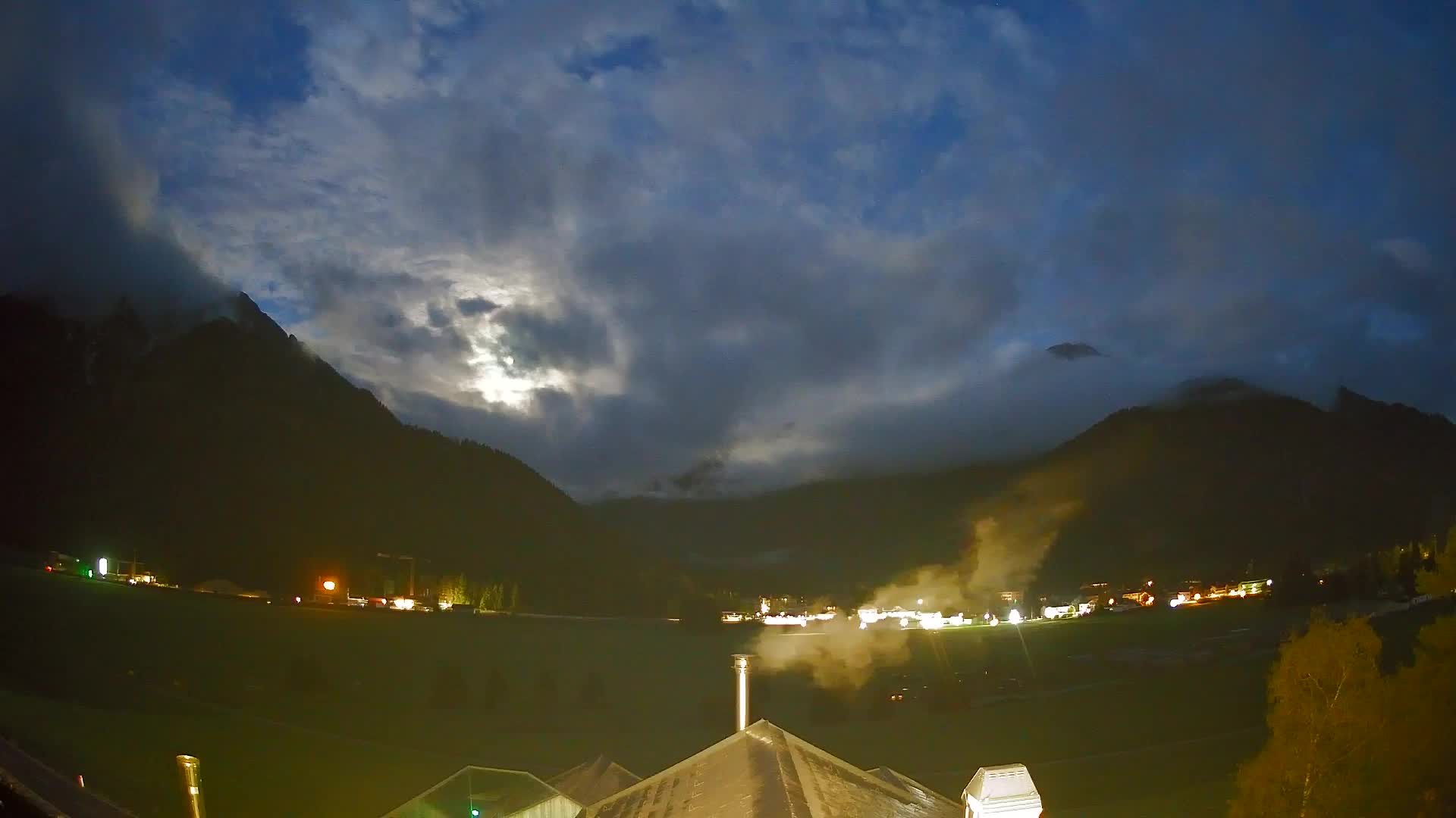 Webcam Toblach Dolomites – View from Hotel Rosengarten