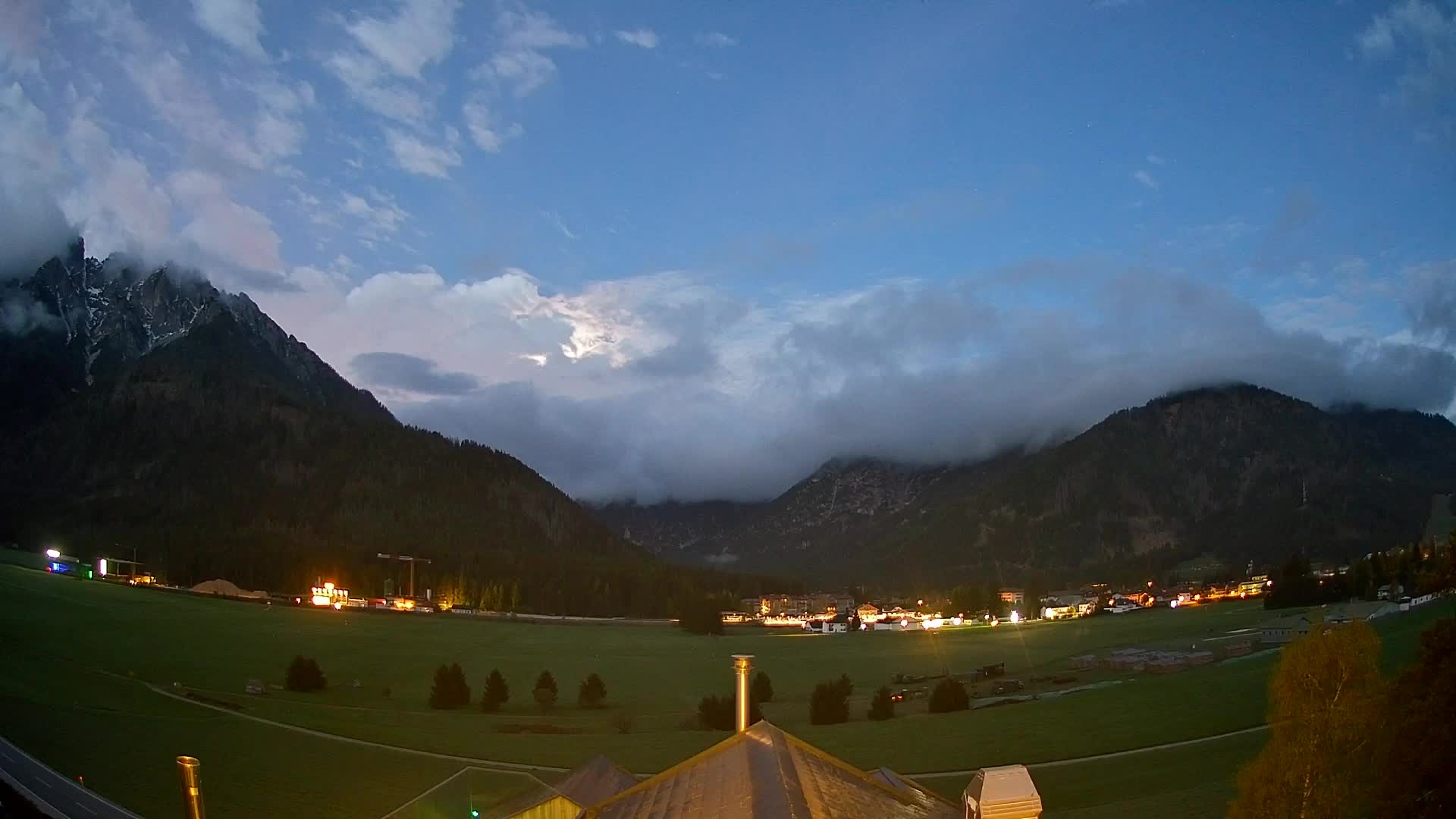 Webcam Dobbiaco Dolomiti – Vista dall’Hotel Rosengarten