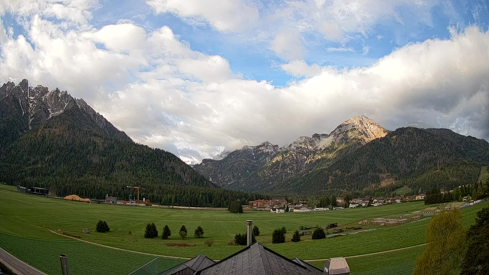 Webcam Toblach Dolomiten – Blick vom Hotel Rosengarten