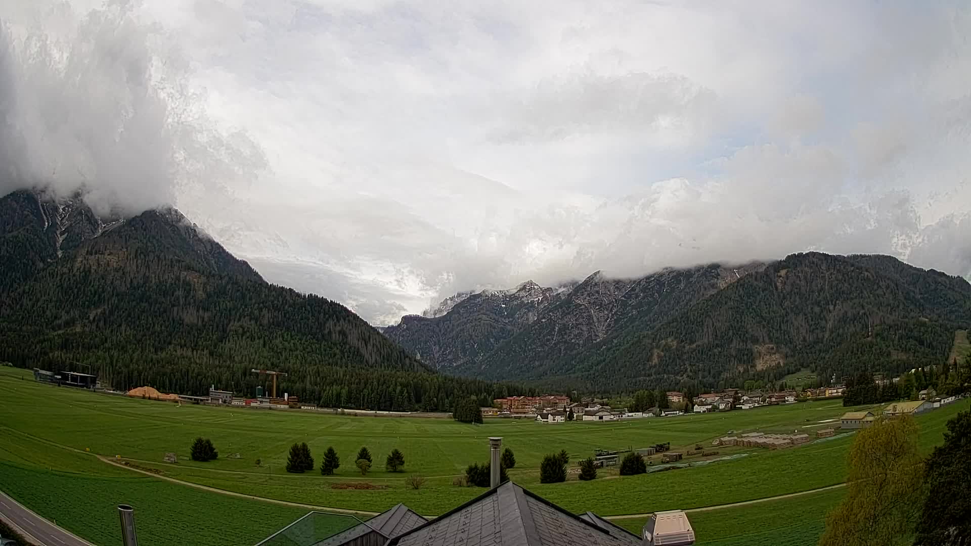 Webcam Toblach Dolomites – View from Hotel Rosengarten