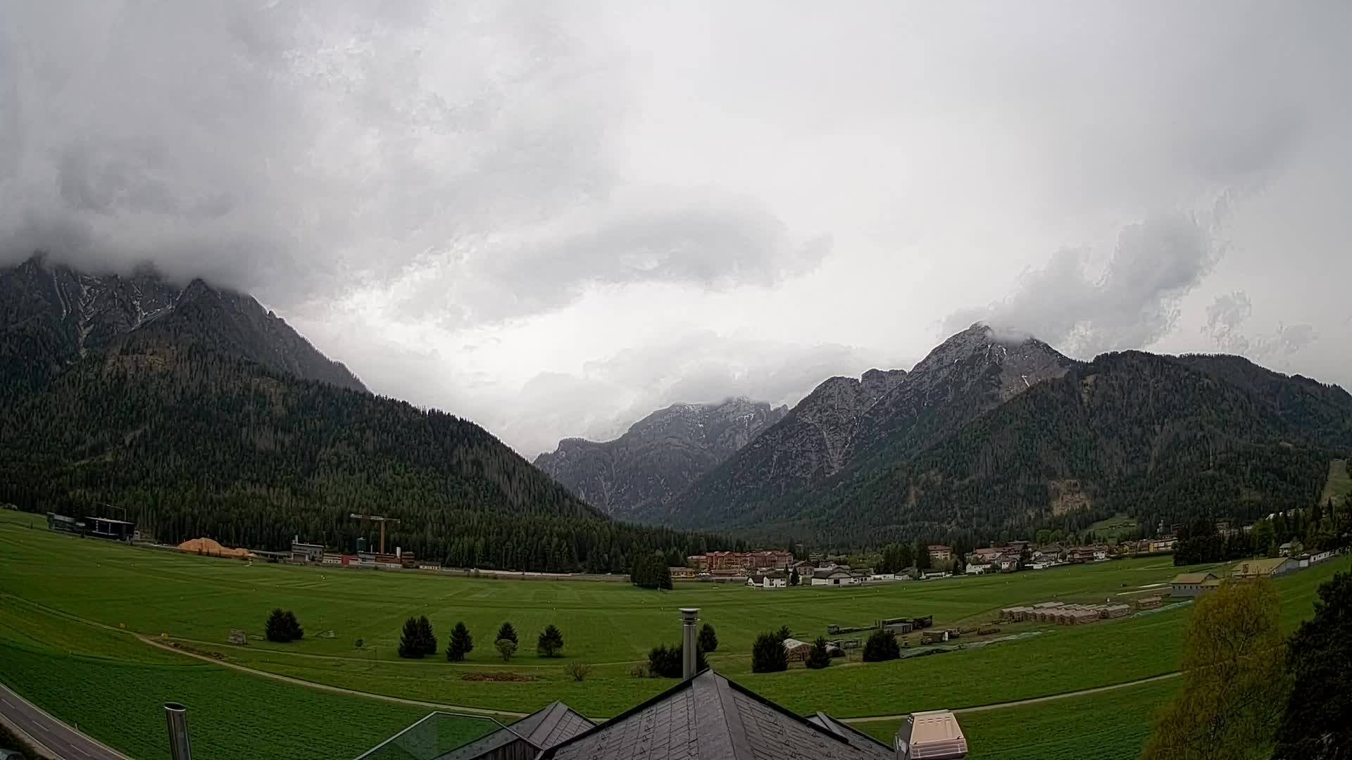 Webcam Toblach Dolomites – View from Hotel Rosengarten