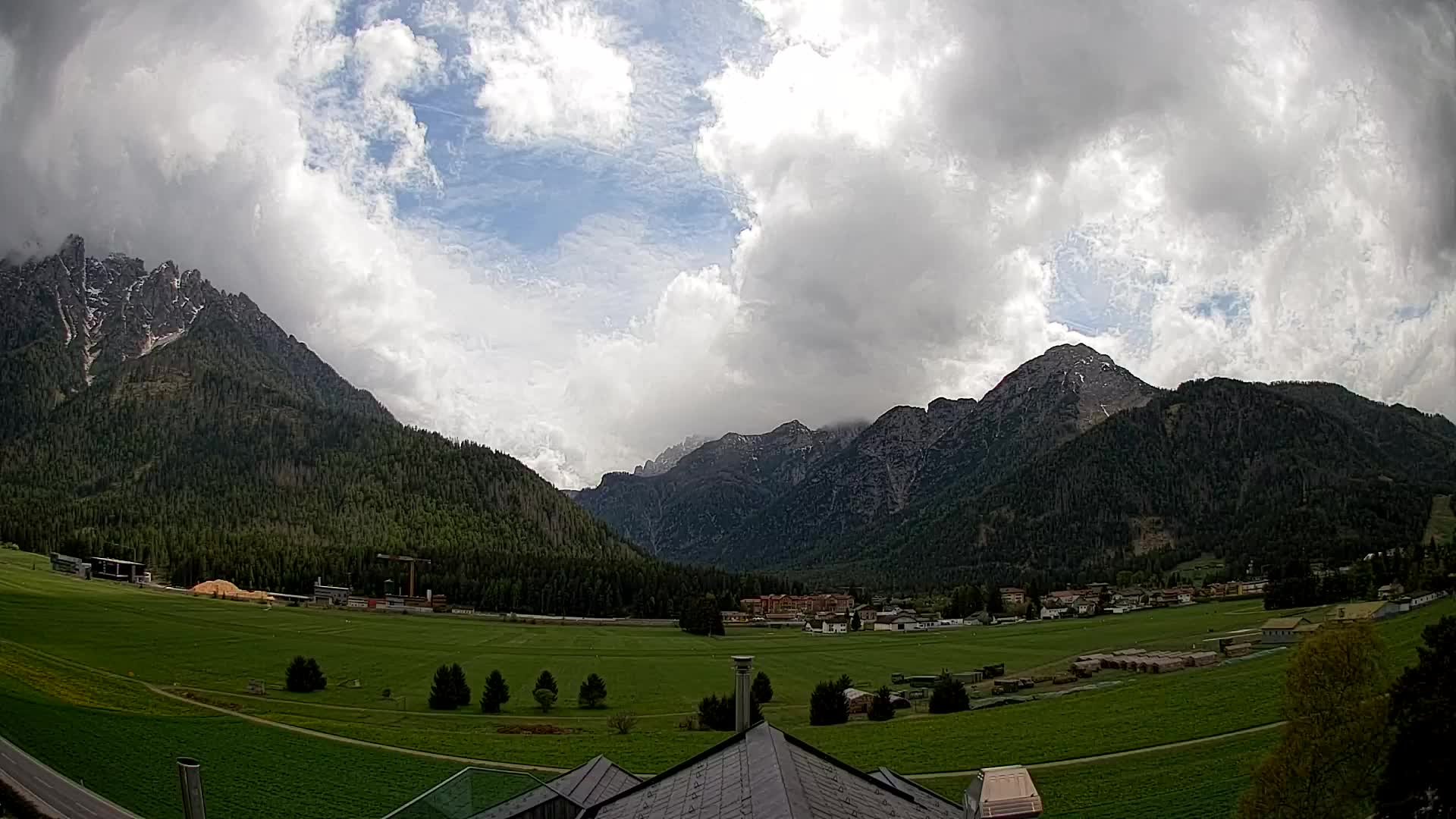 Webcam Dobbiaco Dolomiti – Vista dall’Hotel Rosengarten