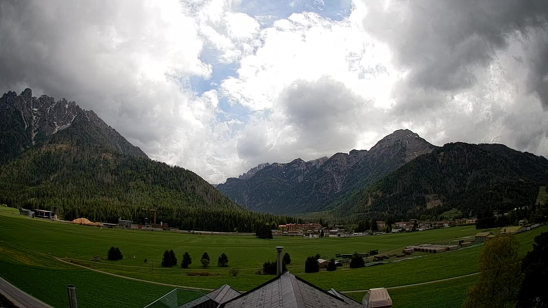 Webcam Toblach Dolomiten – Blick vom Hotel Rosengarten