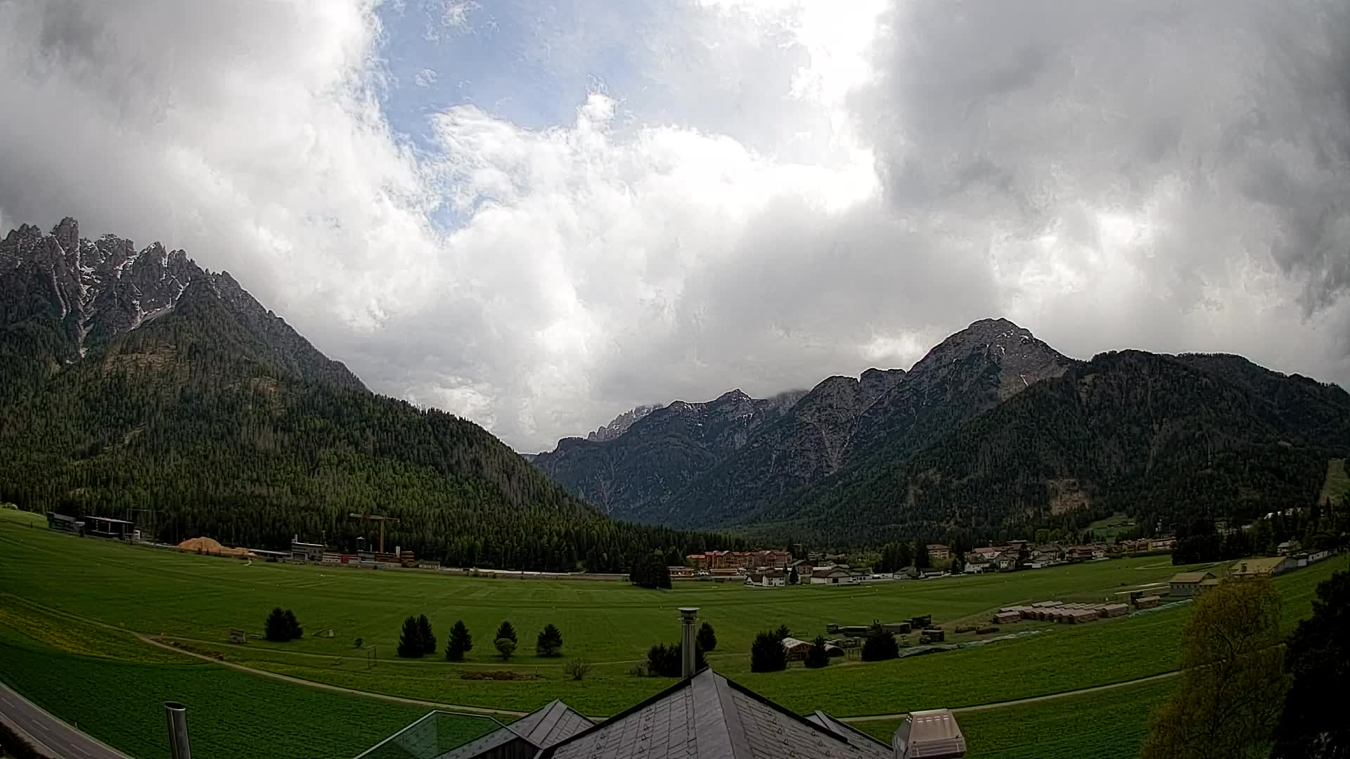 Webcam Toblach Dolomiten – Blick vom Hotel Rosengarten