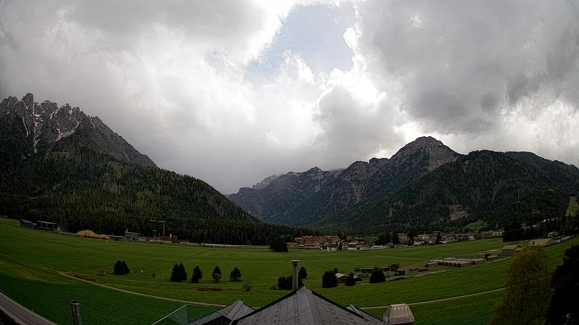 Webcam Toblach Dolomiten – Blick vom Hotel Rosengarten
