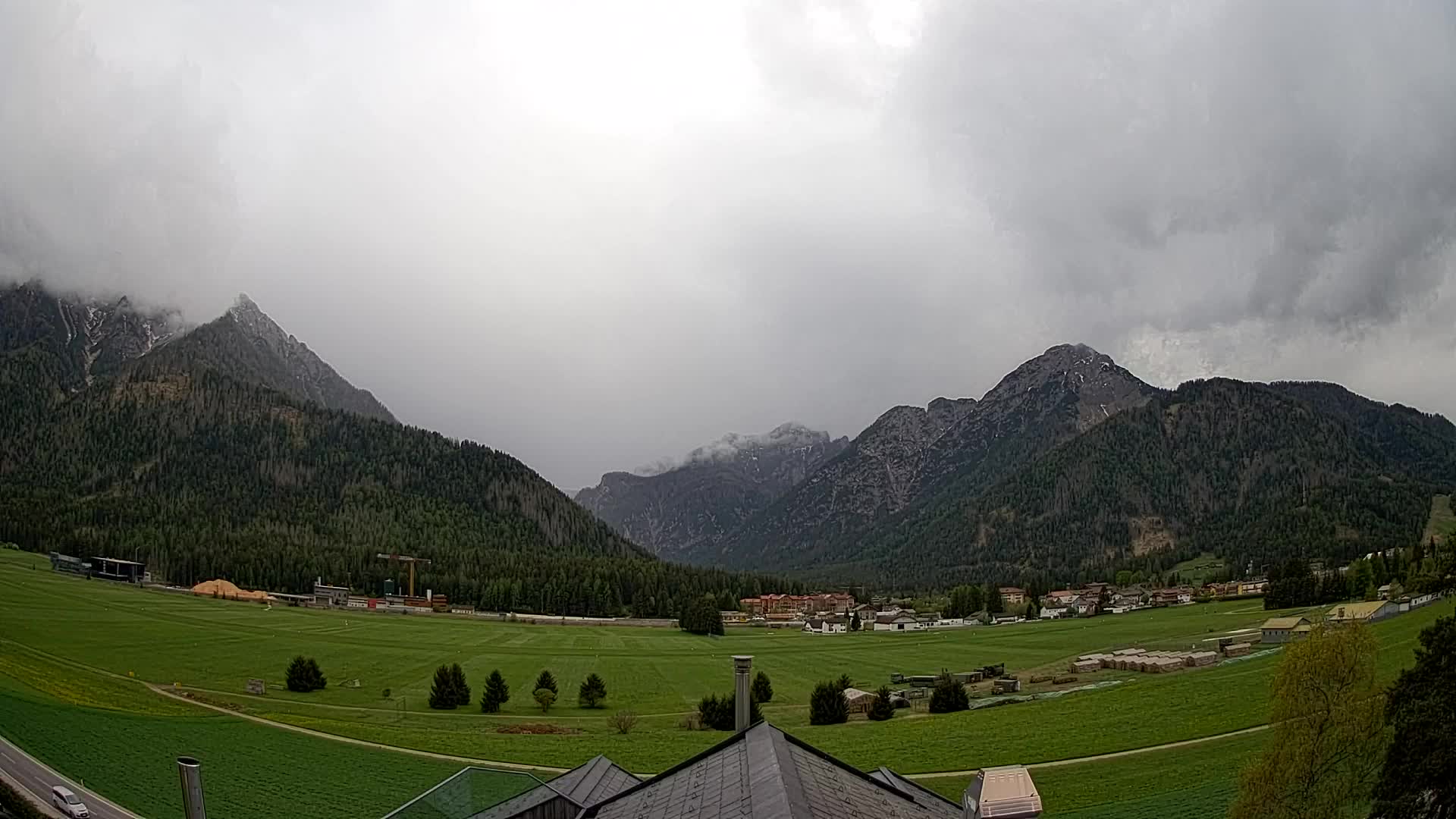 Webcam Toblach Dolomites – View from Hotel Rosengarten
