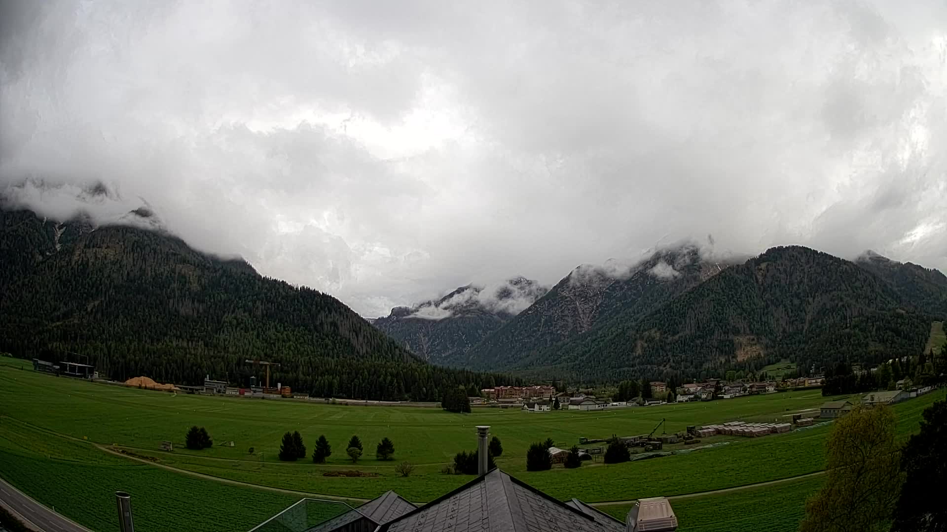 Webcam Toblach Dolomites – View from Hotel Rosengarten